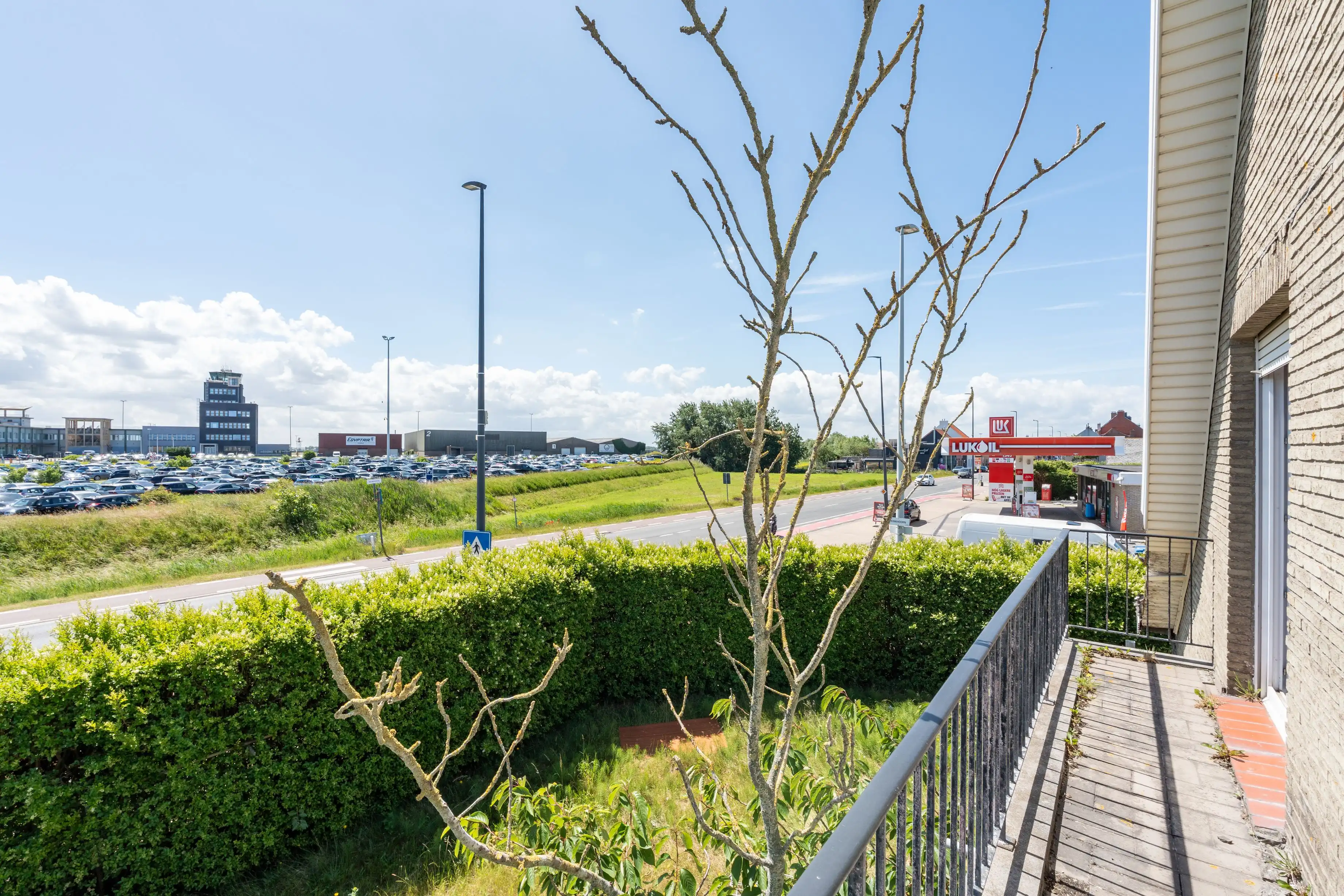 Karaktervolle villa op topligging te Oostende met uitzonderlijk renovatiepotentieel! Leef je hier uit om jouw stempel te drukken ! foto 19