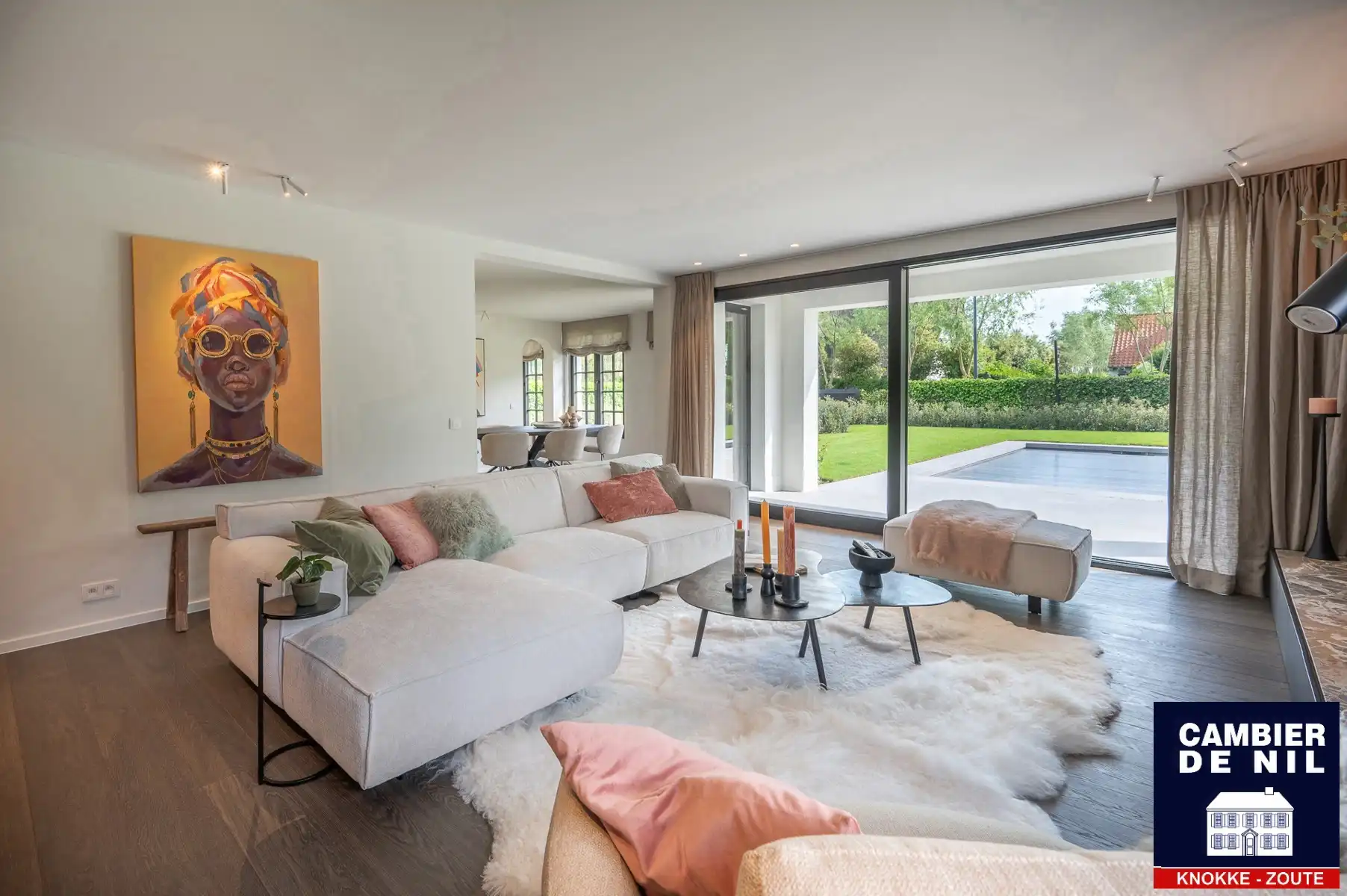 Ruime, volledig gerenoveerde villa aan de rand van het Zoute foto 4