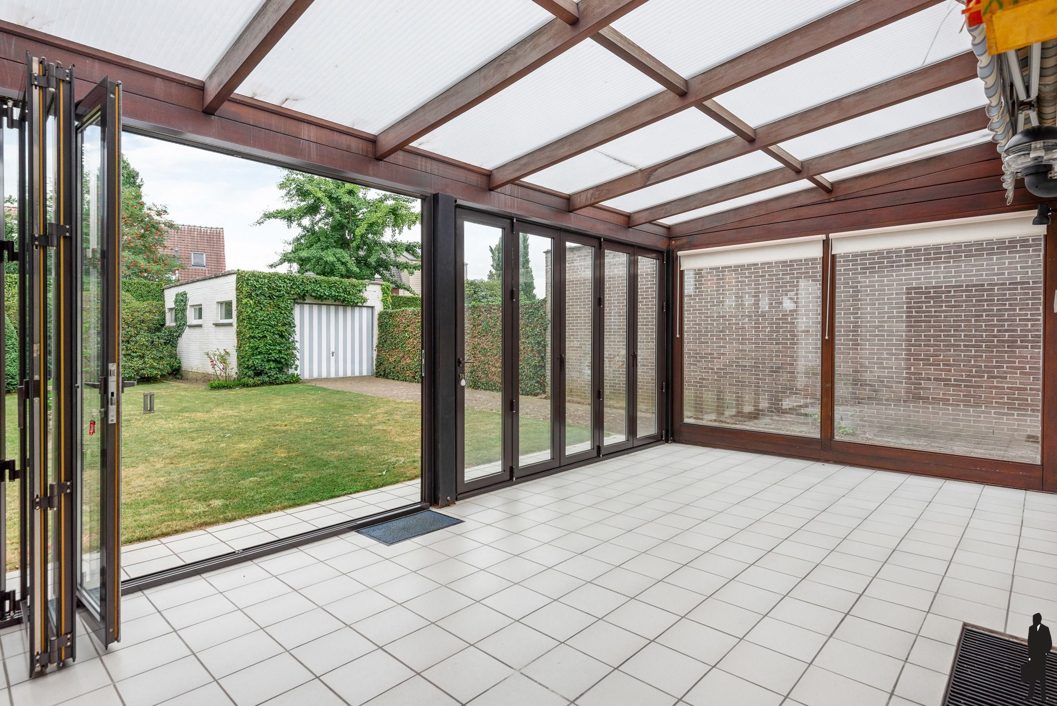 Te renoveren woning met 3 slpks op een TOP locatie in Hove  foto 3