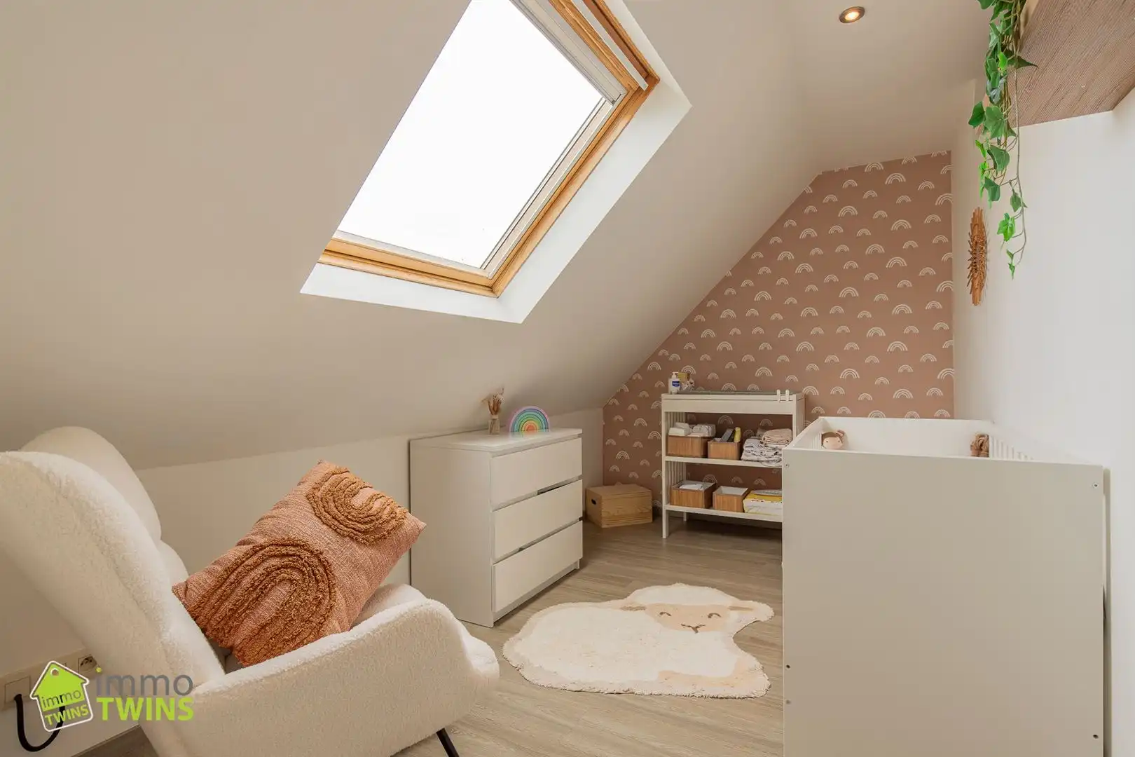 Ruim en stijlvol duplex appartement (155m²) met garage en staanplaats te Schoonaarde (Dendermonde). foto 20