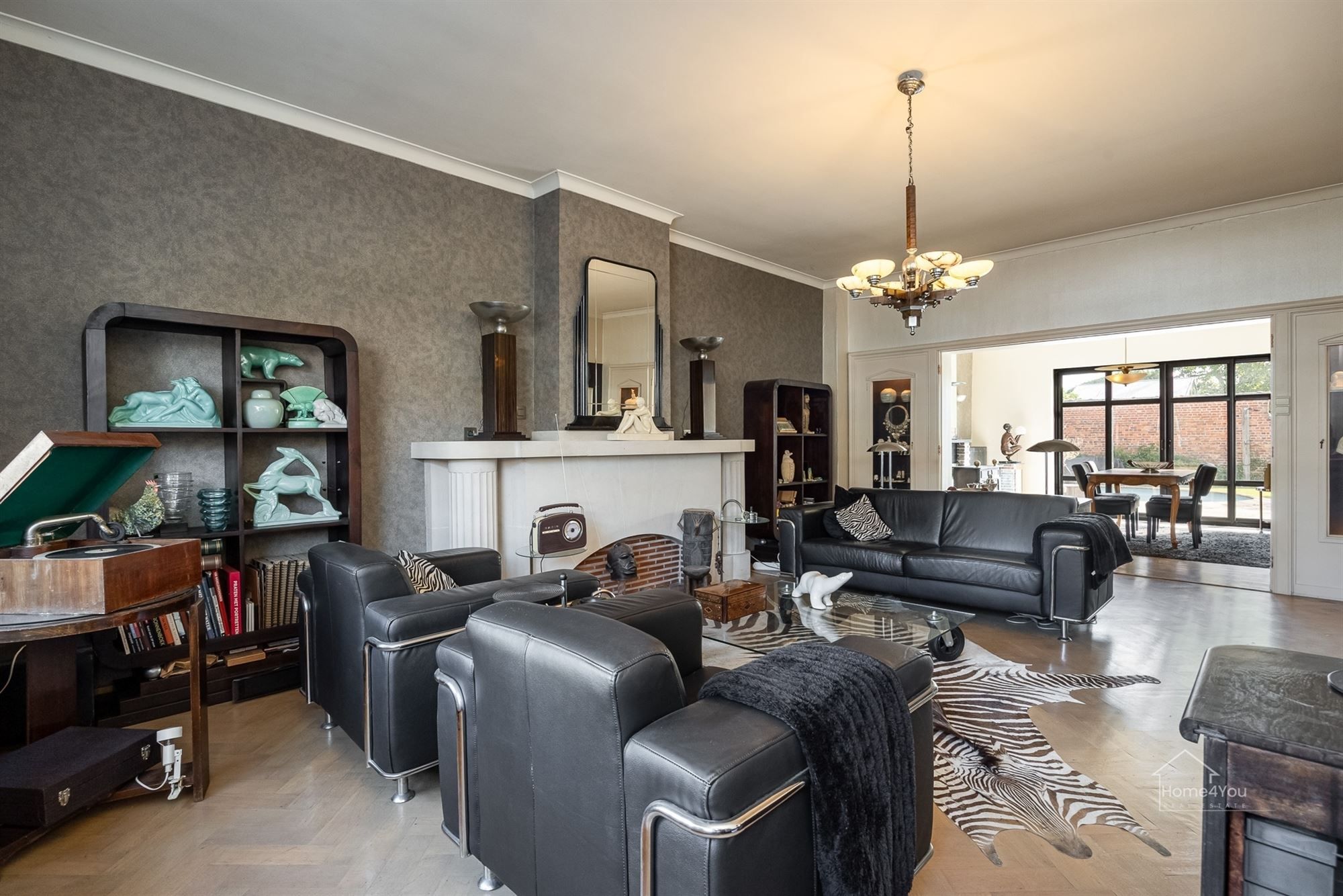 Zeer ruim herenhuis foto 3