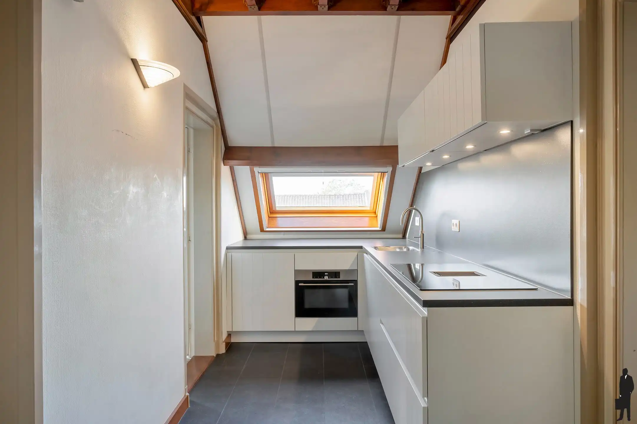 Historisch herenhuis pal in het centrum van Essen! foto 21