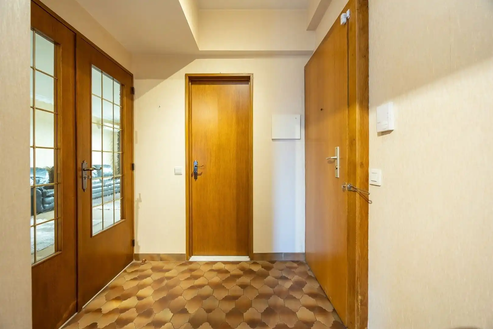 Centraal gelegen appartement met AIRCO, 2 slaapkamers en dressing. foto 9
