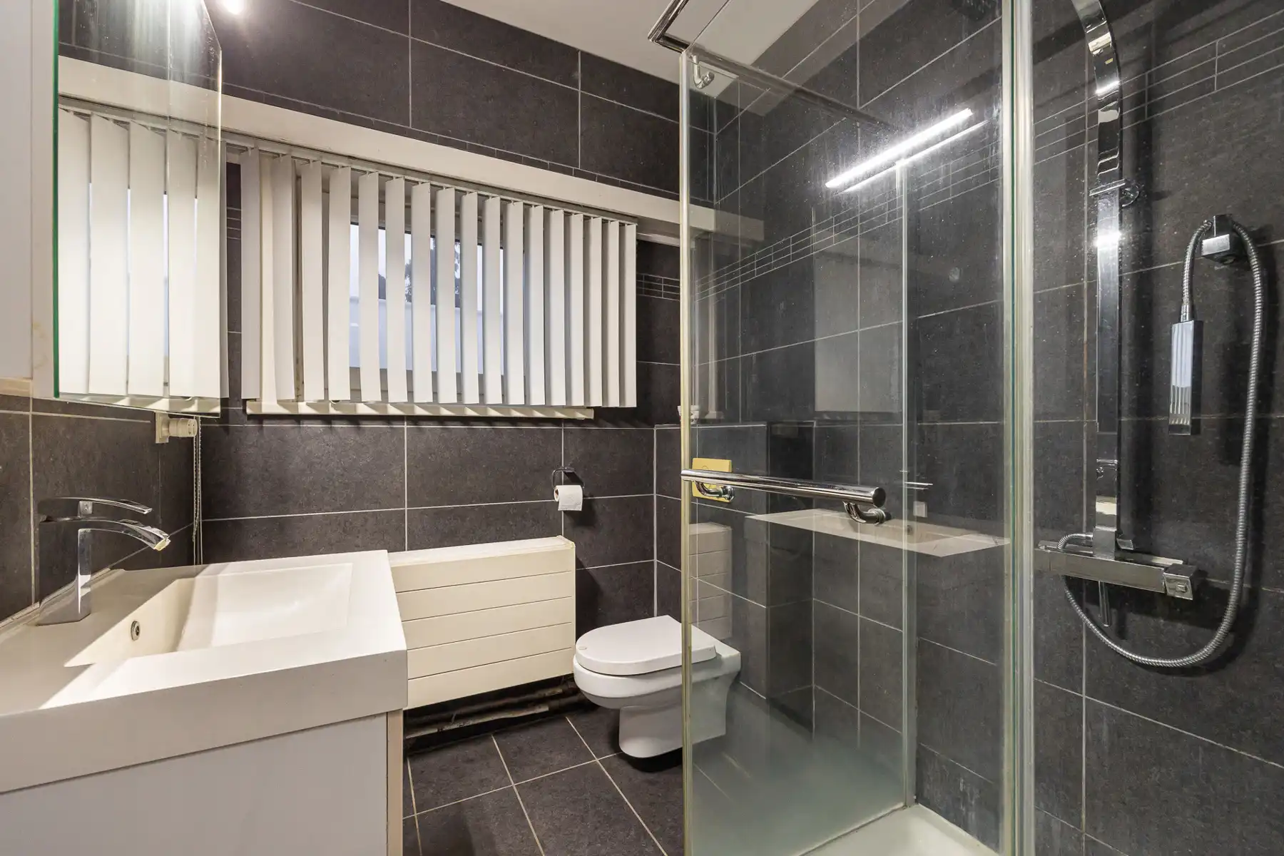 Gezellige bel-étage met EPC B, garage en oprit in Hoevenen! foto 11