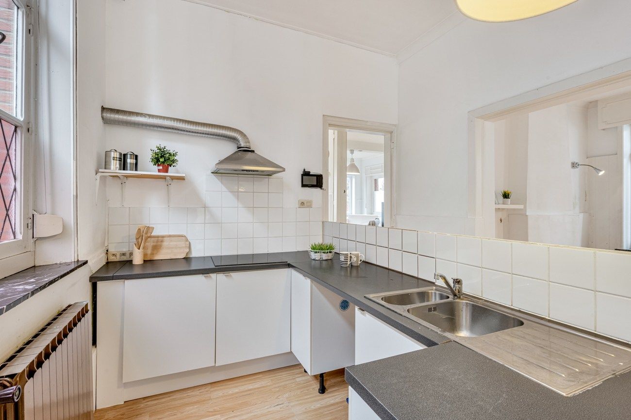 Karaktervolle Gezinswoning met Potentieel in Centrum Herzele! foto 6