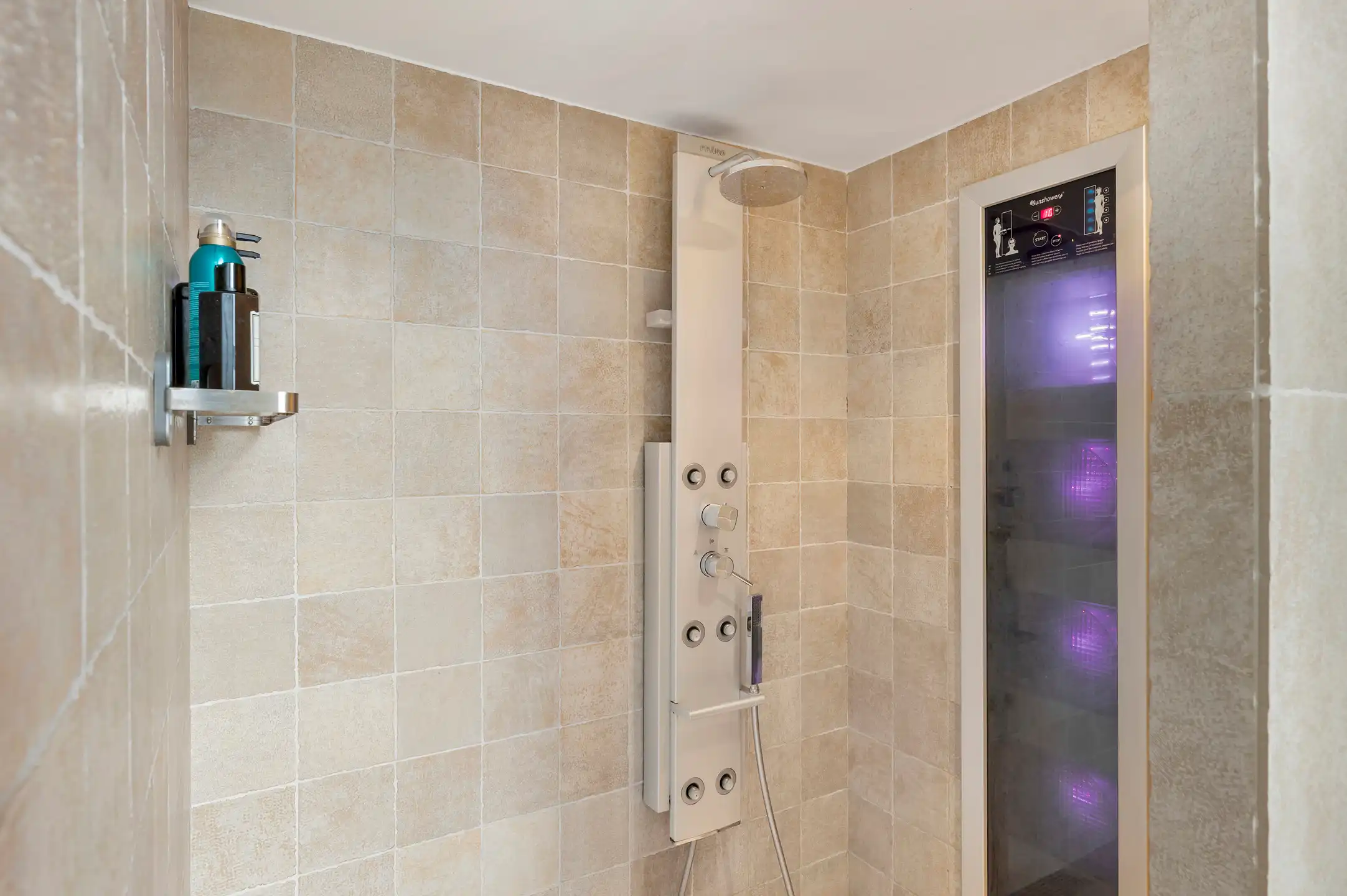 Exclusieve villa met panoramisch uitzicht  foto 28