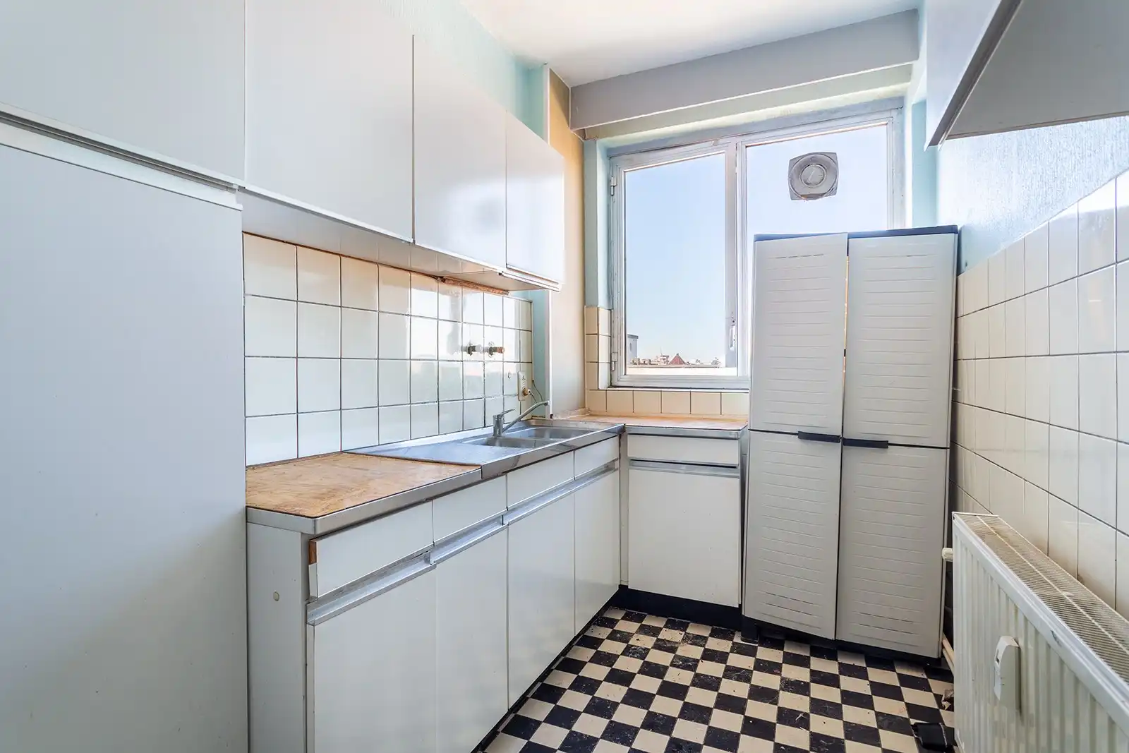 Ruim en licht appartement met 2 slaapkamers foto 11