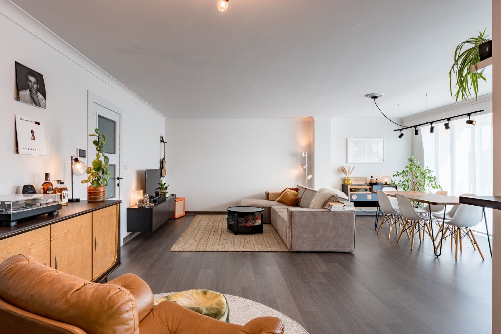 Ruim 2-slaapkamerappartement te koop foto 4