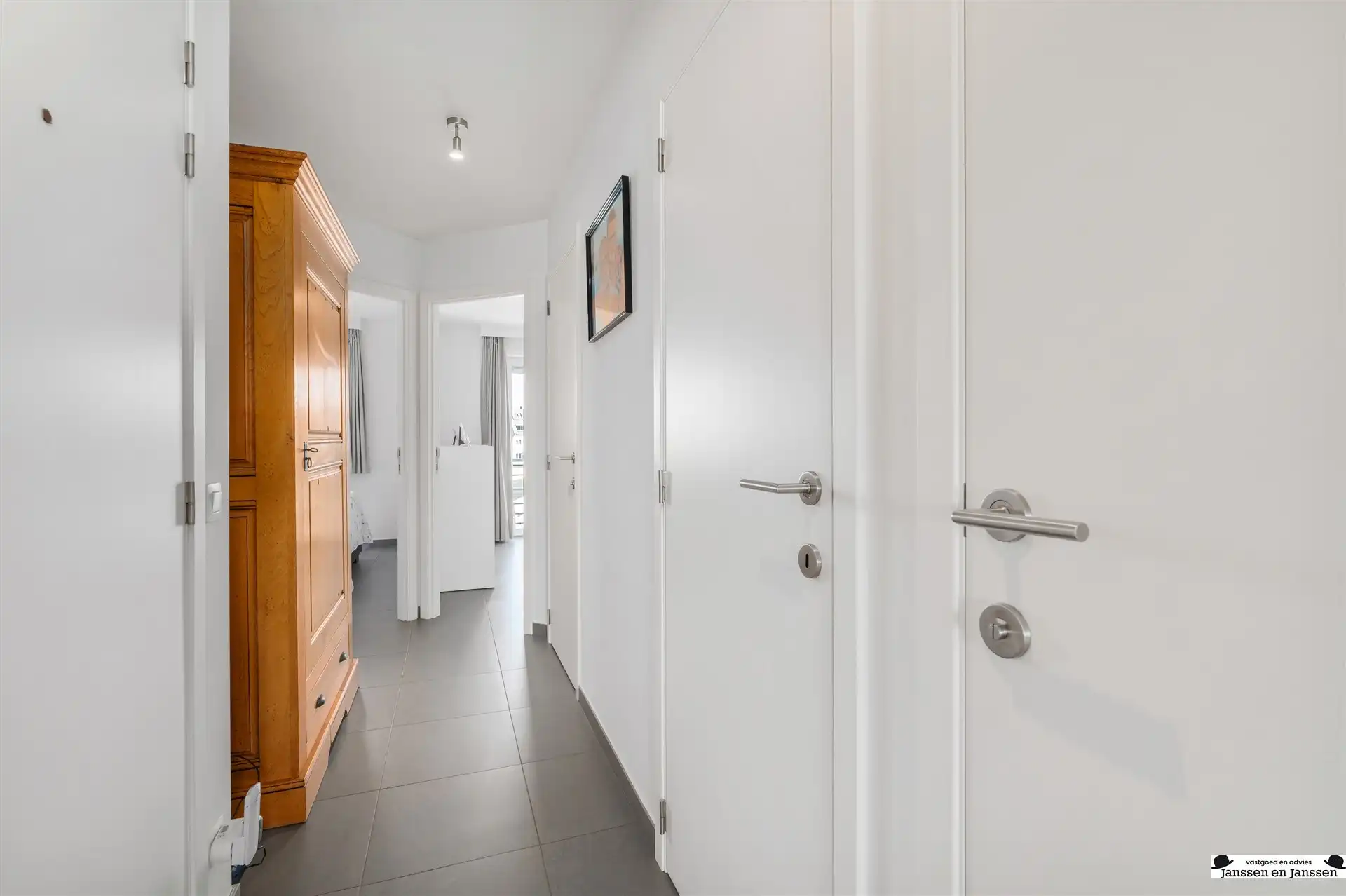 Appartement met duinenzicht in het centrum van Bredene foto 10
