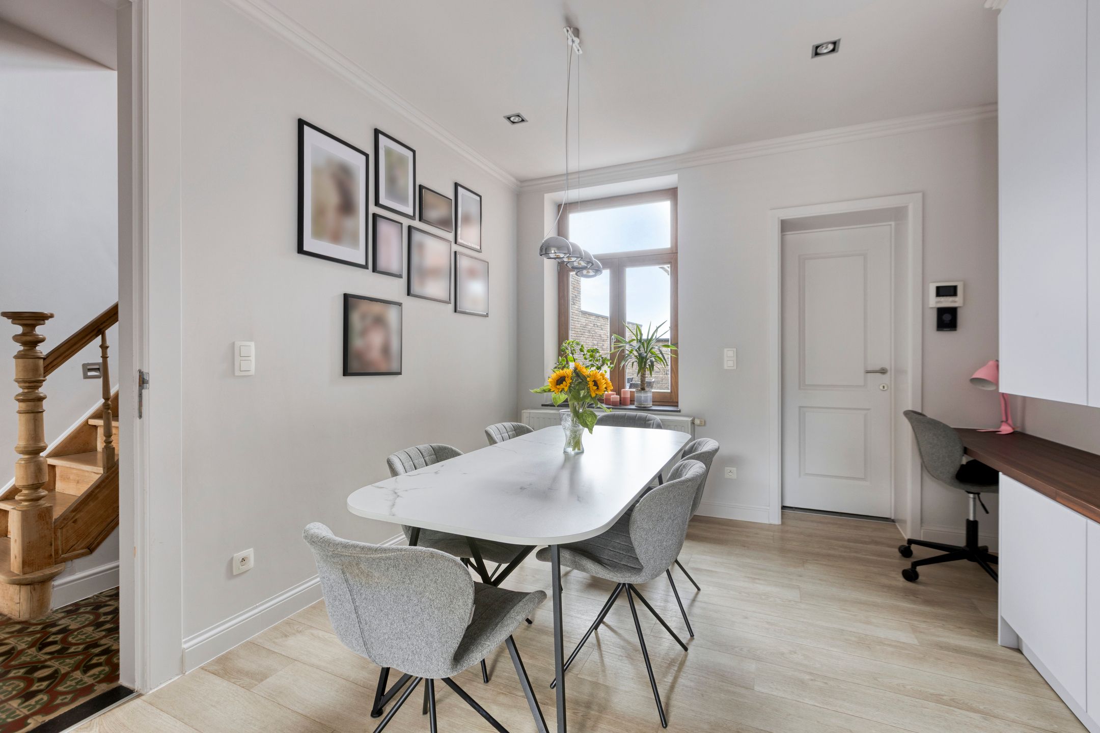 Gerenoveerde herenwoning met garage foto 7