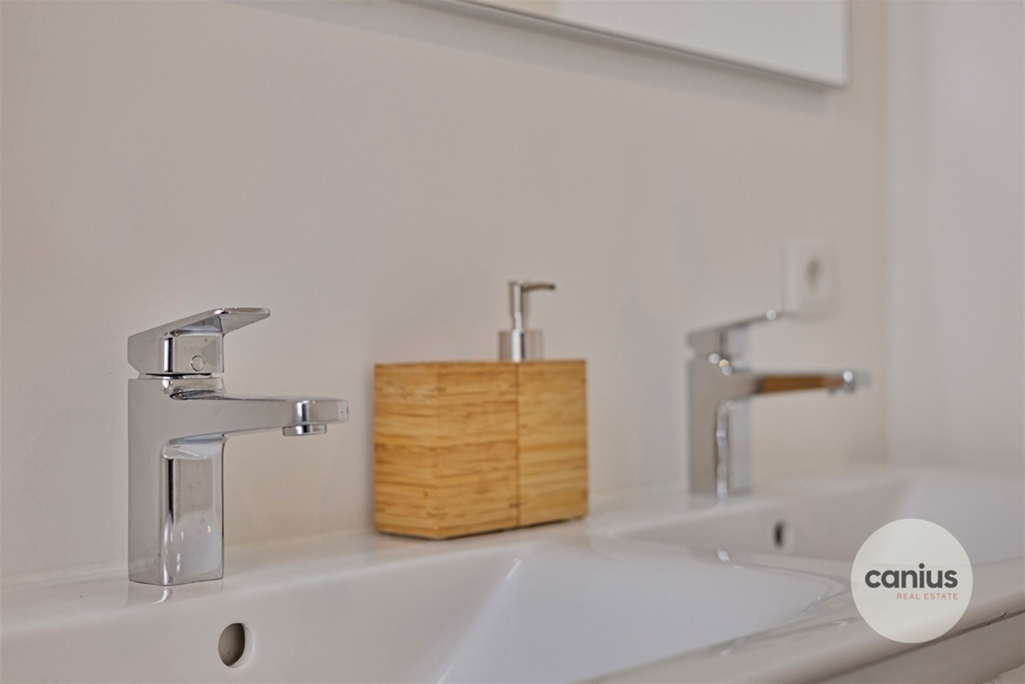 HEDENDAAGSE & ENERGIEZUINIGE WONING MET 4 SLKS foto 13