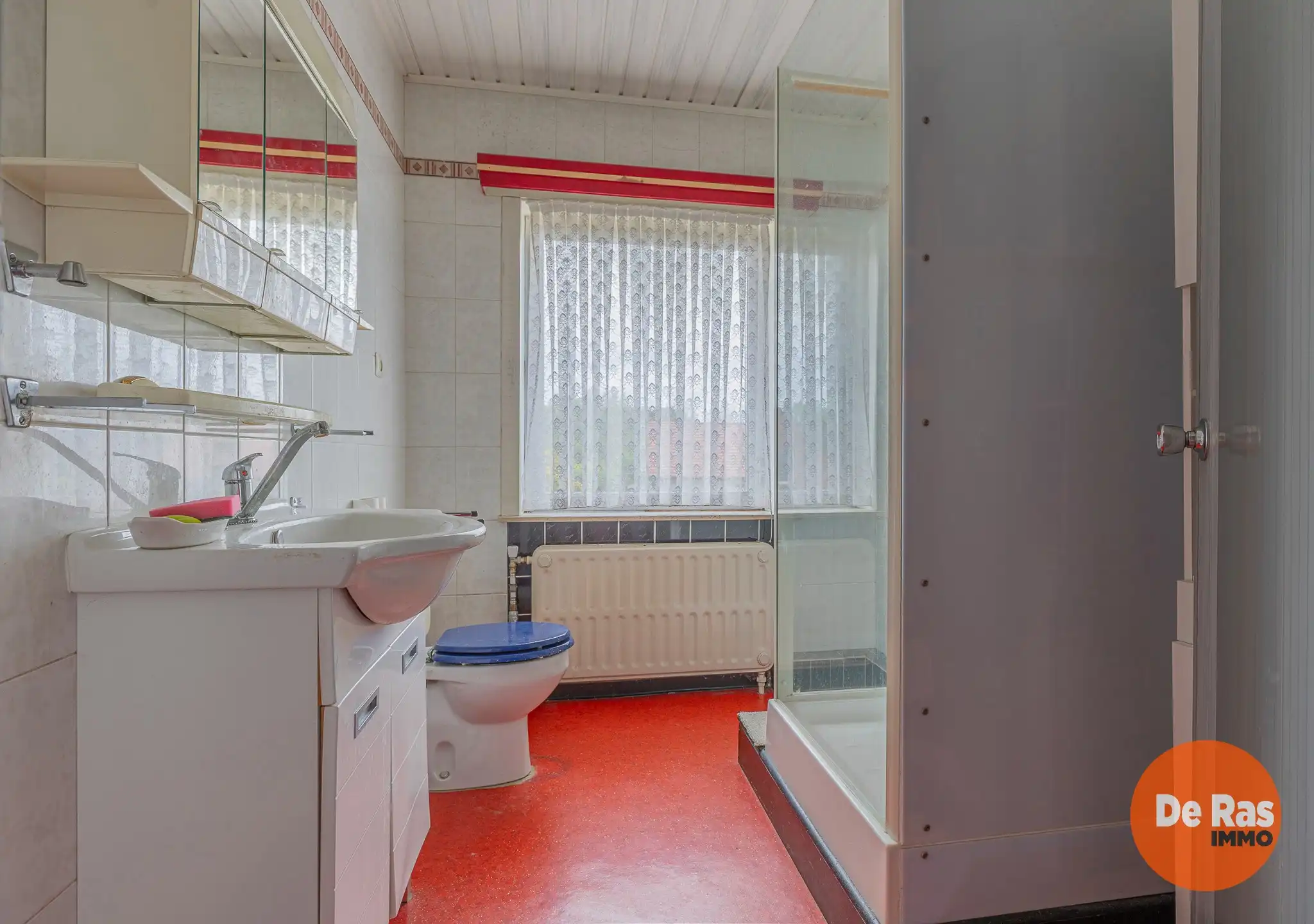 ERONDEGEM - Praktische woning met garage en tuin foto 14