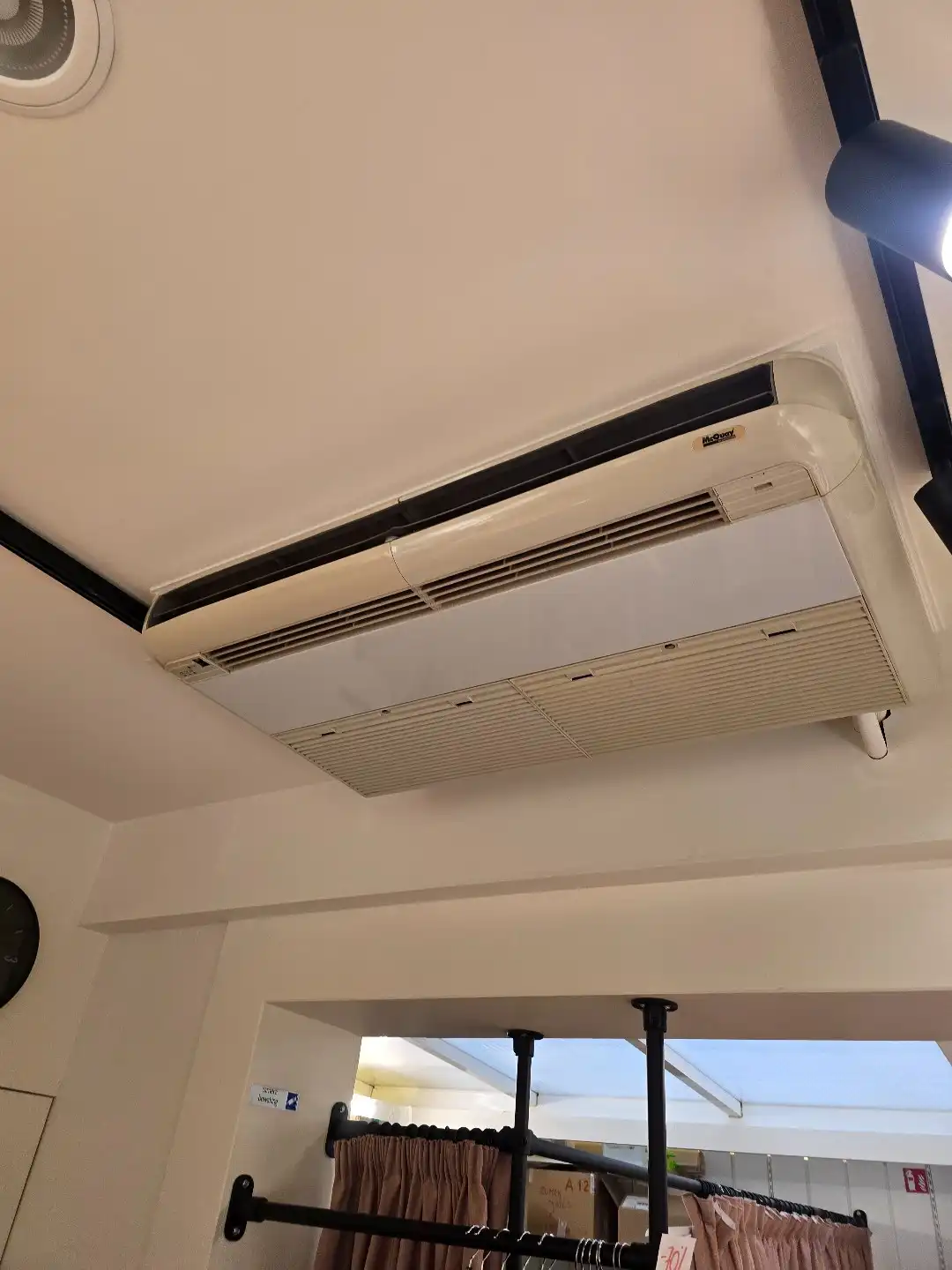 Handelsruimte, 72m² + kelder, op enkele passen van de Grote Markt foto 21