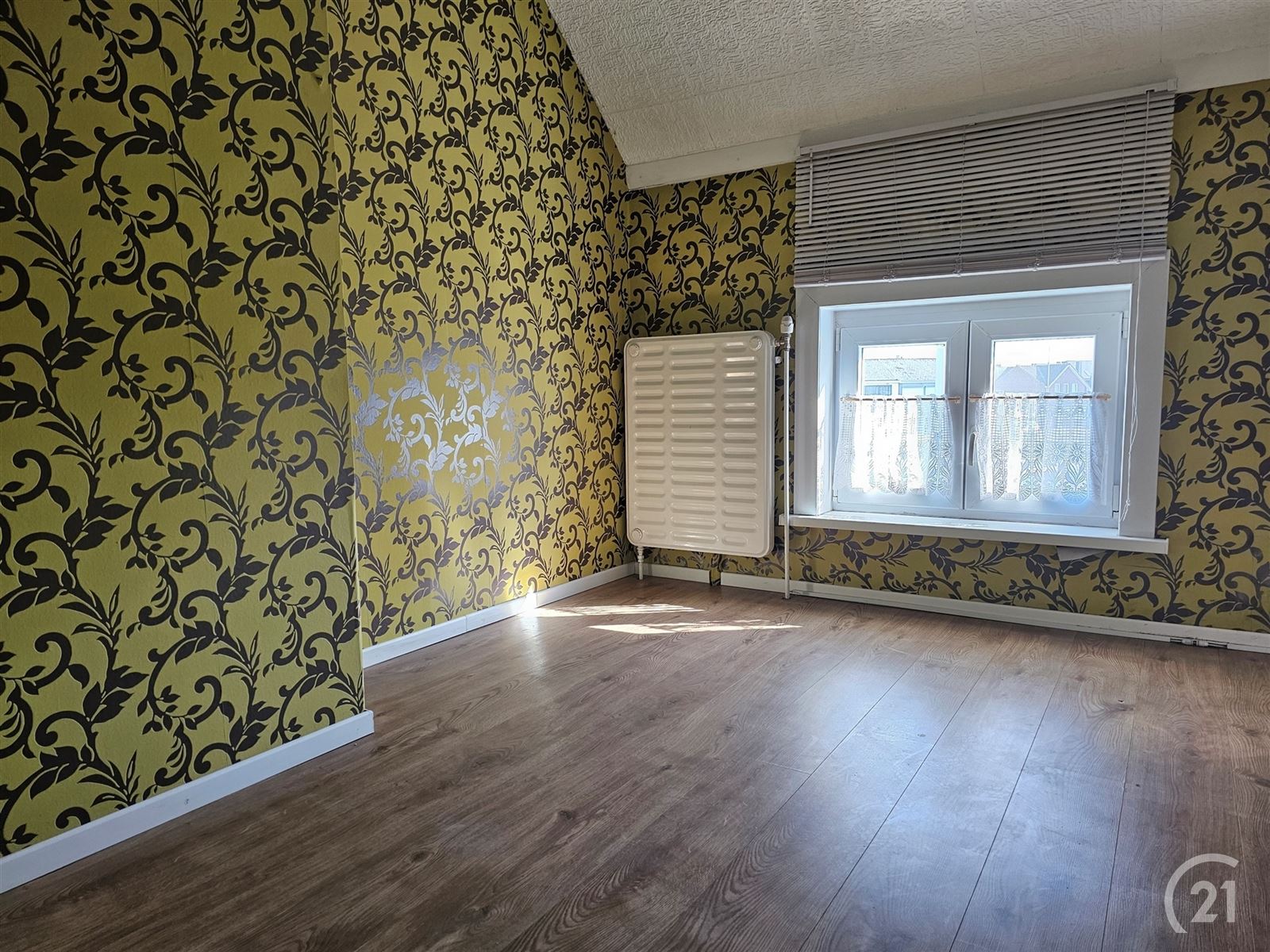 Centraal gelegen woning met 4 slaapkamers en tuin foto 15