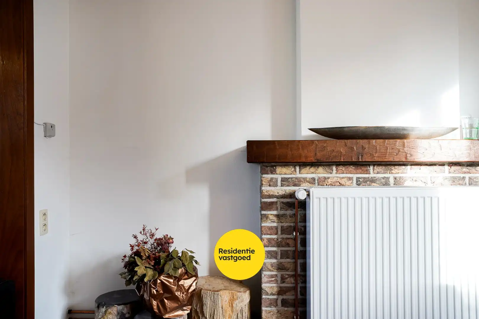 Zeer mooi onderhouden woning in het centrum van Aartrijke foto 4