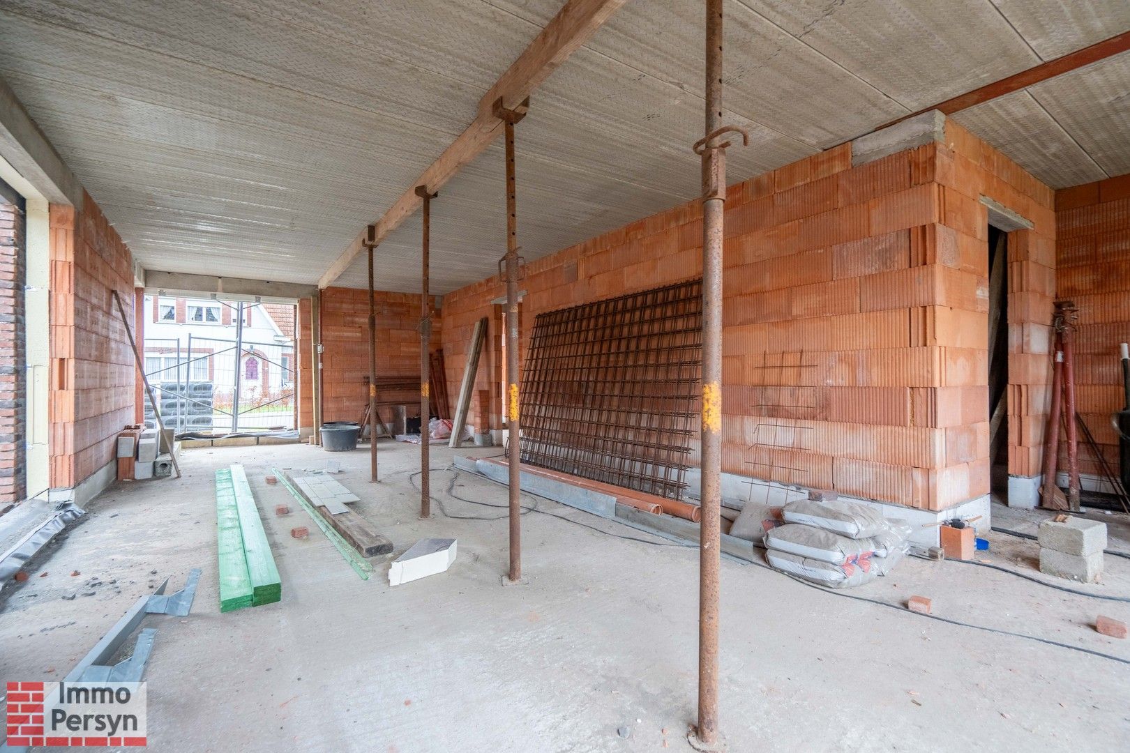 Instapklare halfopen bebouwing met 3 slaapkamers in groene omgeving foto 6