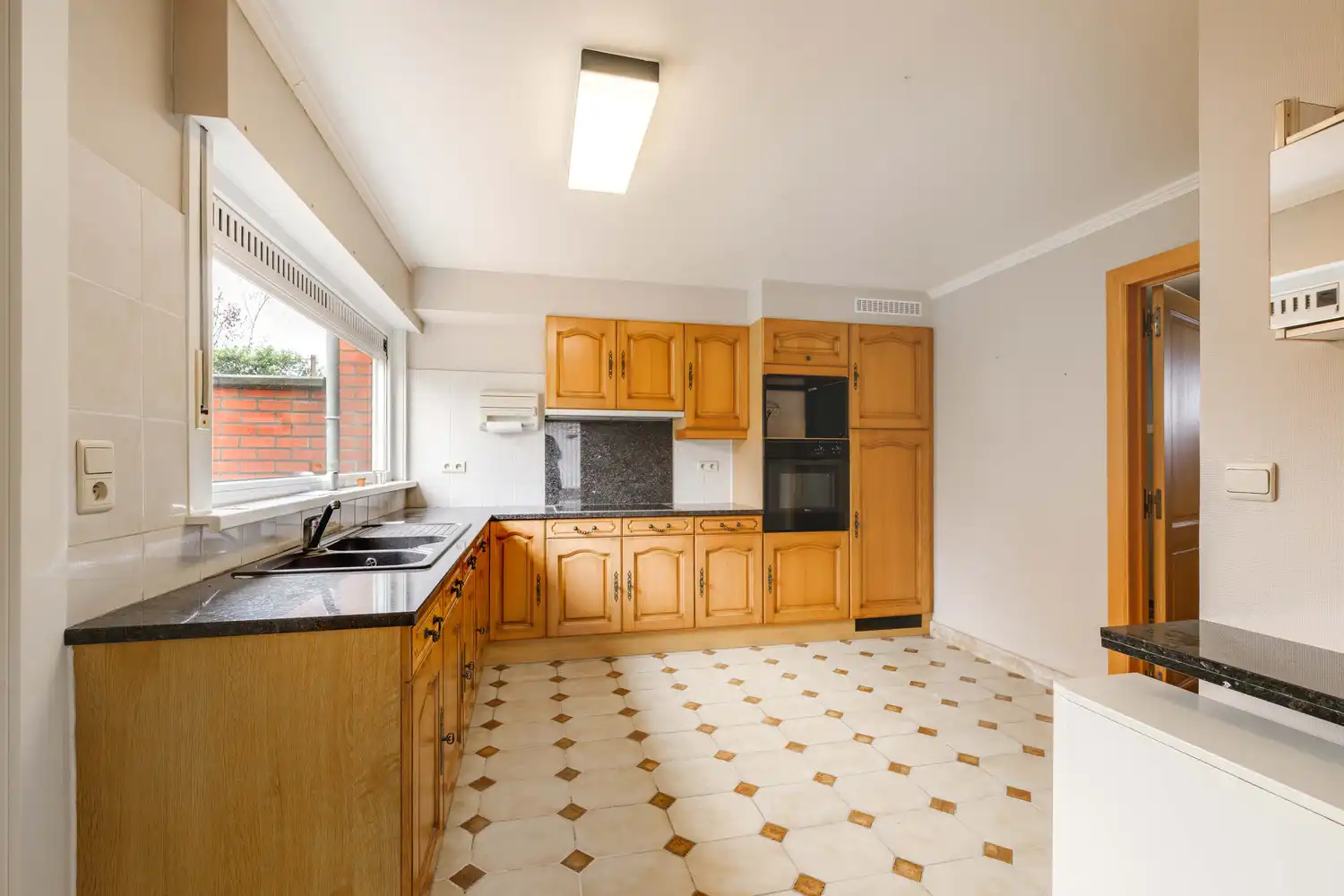 Halfopen woning te Meulebeke. foto 6