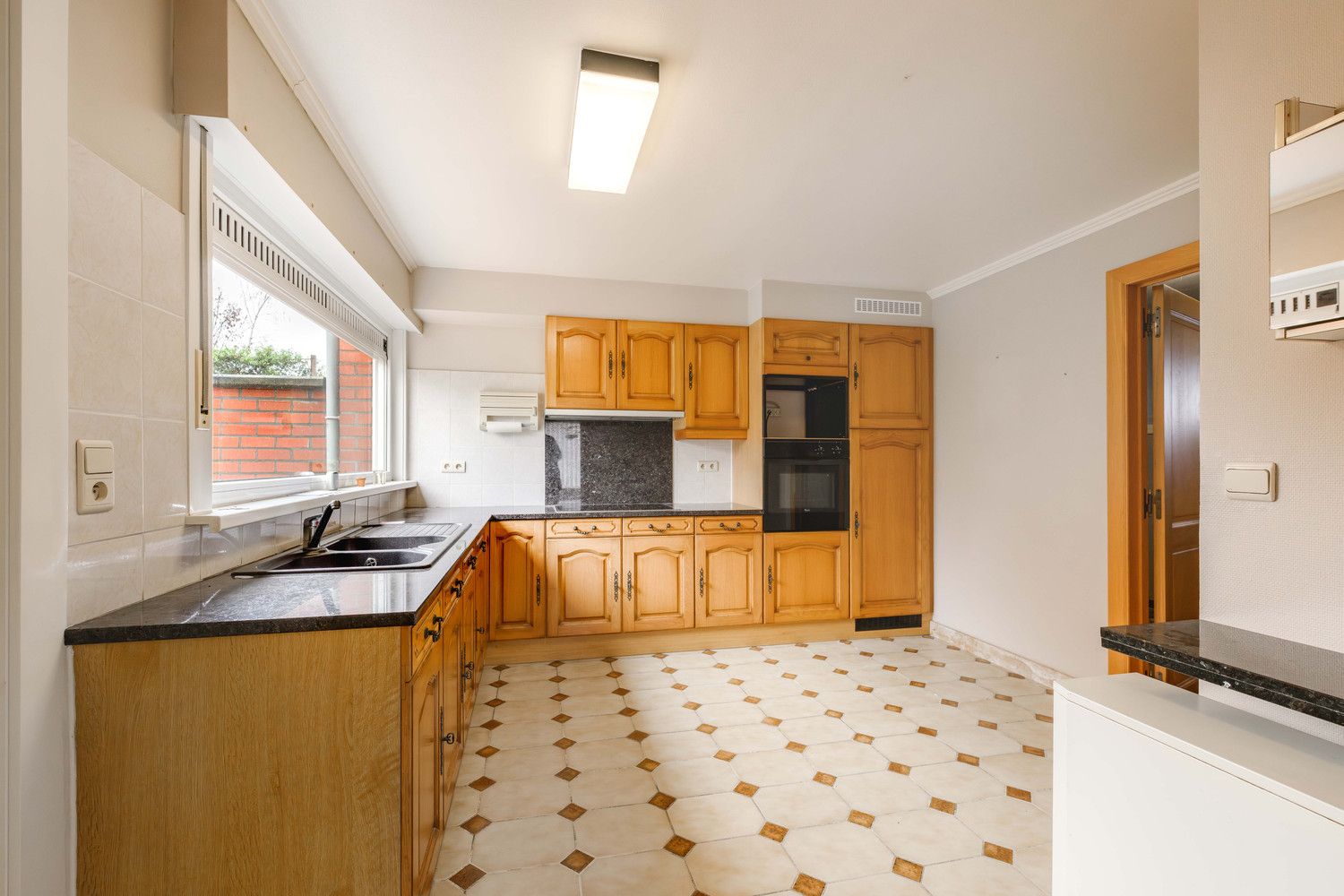 Halfopen woning te Meulebeke. foto 6