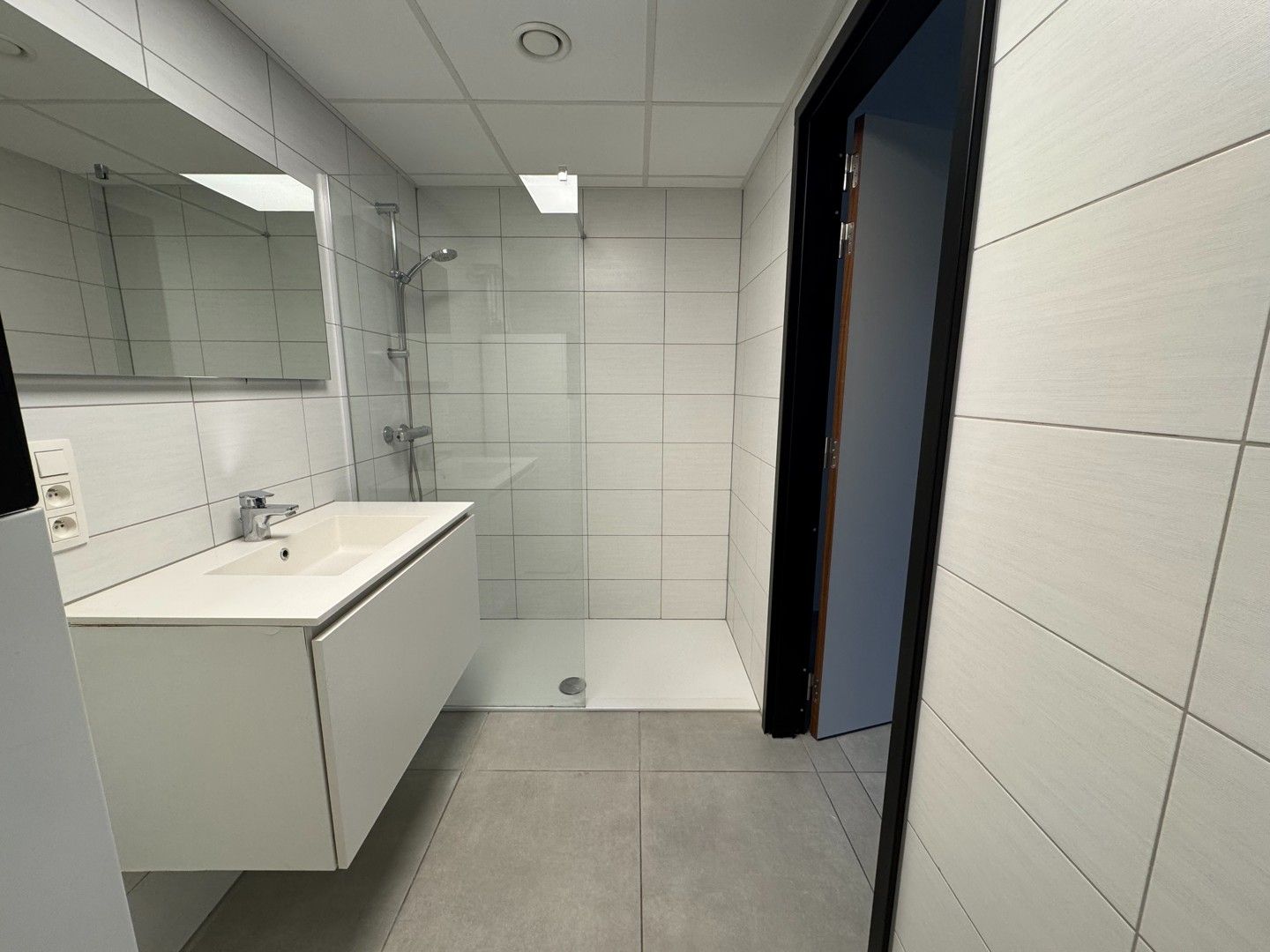 1 slaapkamer appartement te huur in centrum Maasmechelen foto 11
