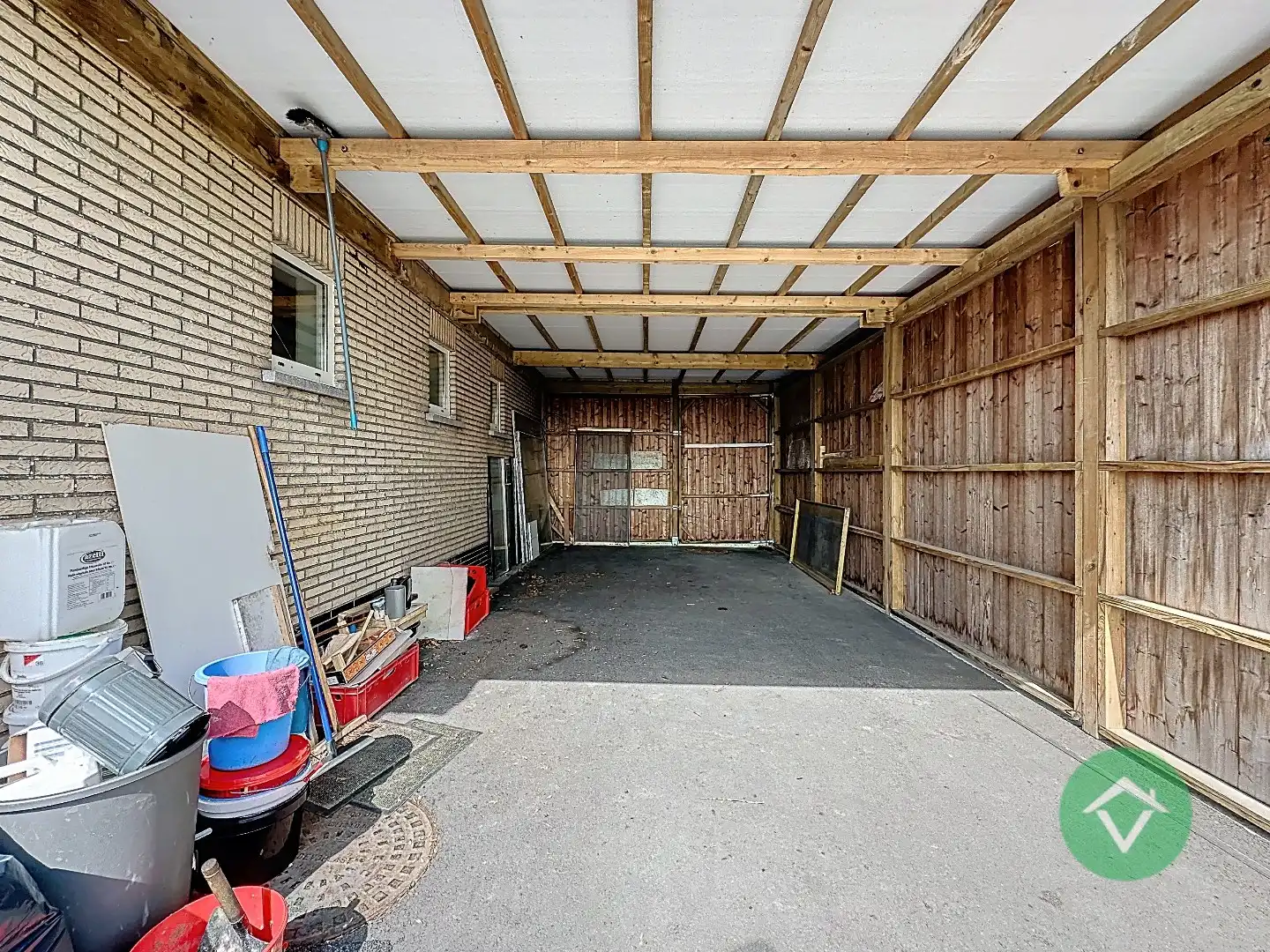 Statige bungalow op 1.811m² met landelijk zicht, drie slaapkamers en twee garages te Ichtegem foto 32