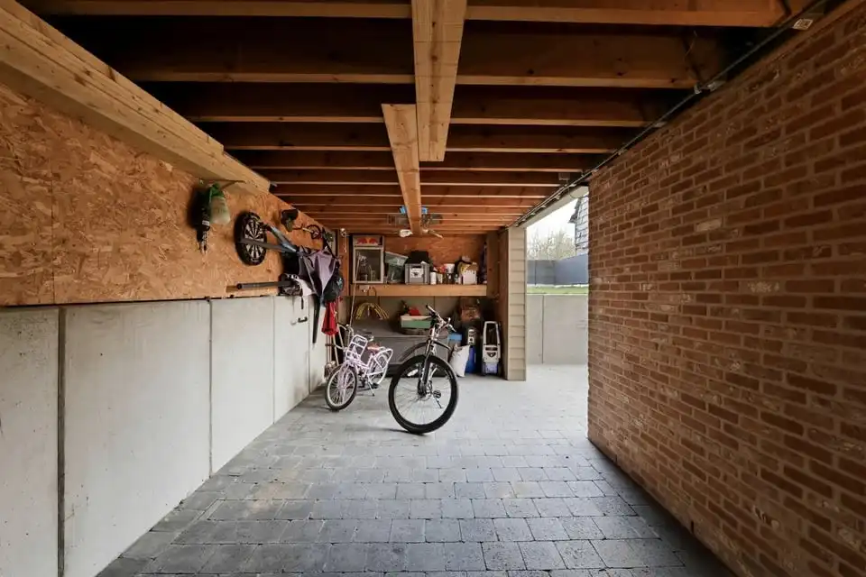 PRACHTIGE GEZINSWONING MET 4 SLKS EN ZONNEPANELEN IN HET LANDELIJKE WELLEN foto 32