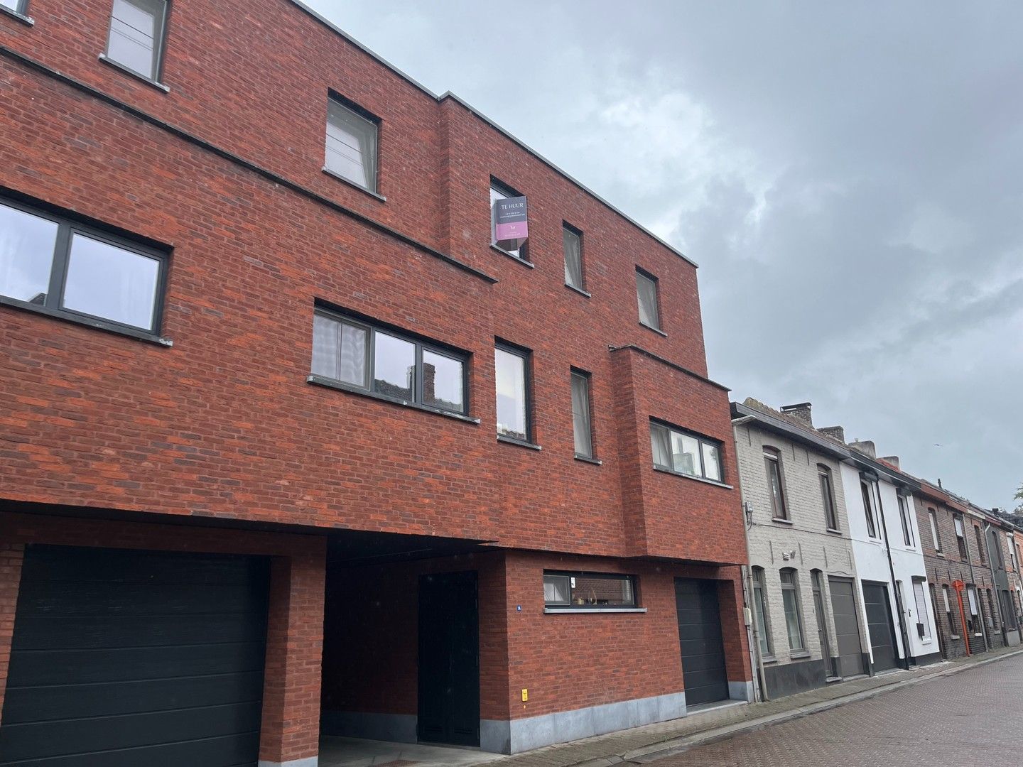 Modern appartement met 2 slaapkamers in het centrum van Eeklo. foto 7