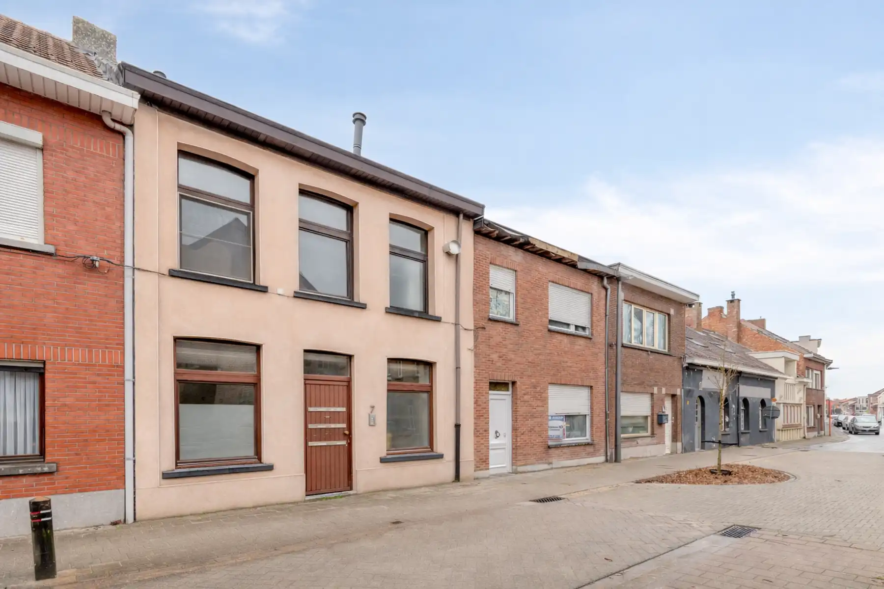 Studentenpand met 5 instapklare kamers en een tuin. foto {{pictureIndex}}