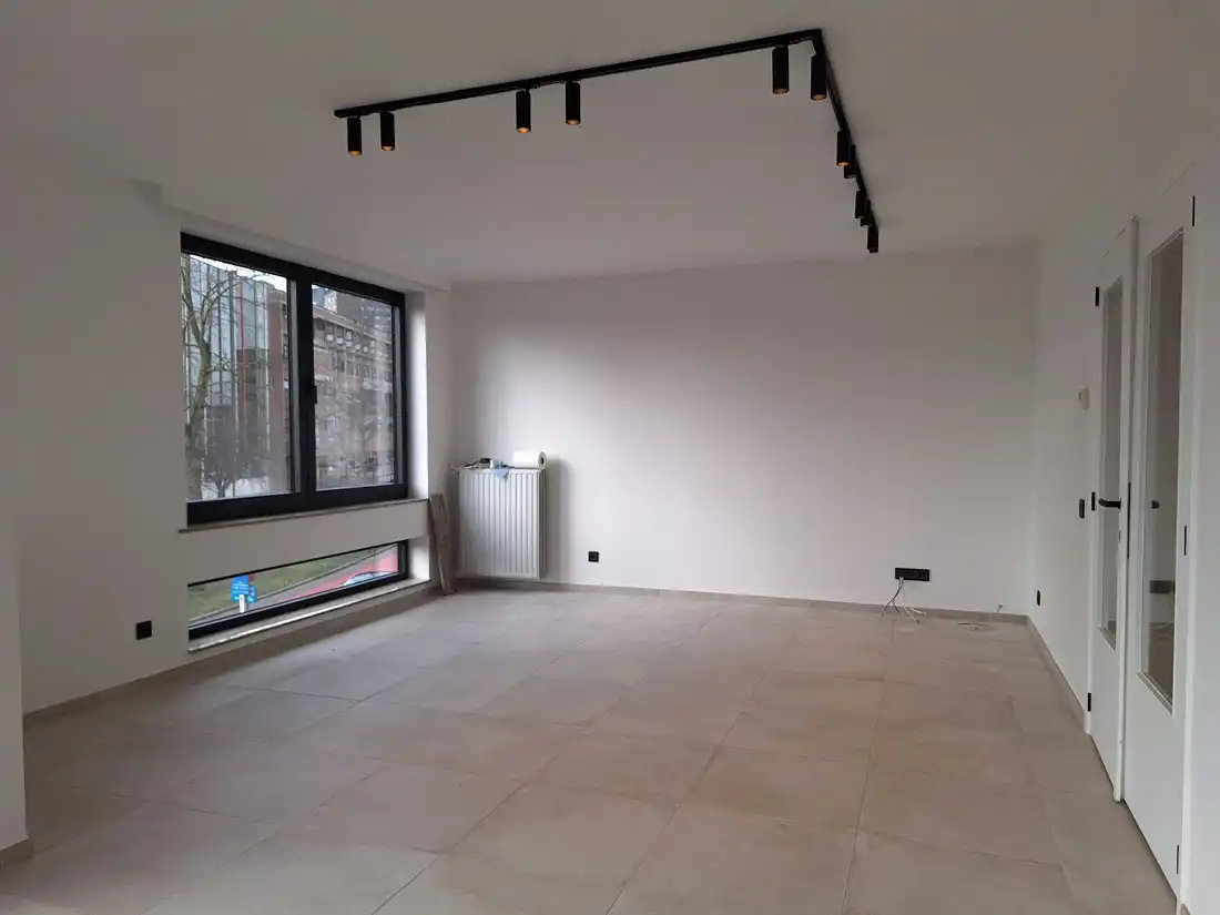Stijlvol gerenoveerd appartement te Hasselt centrum foto 7