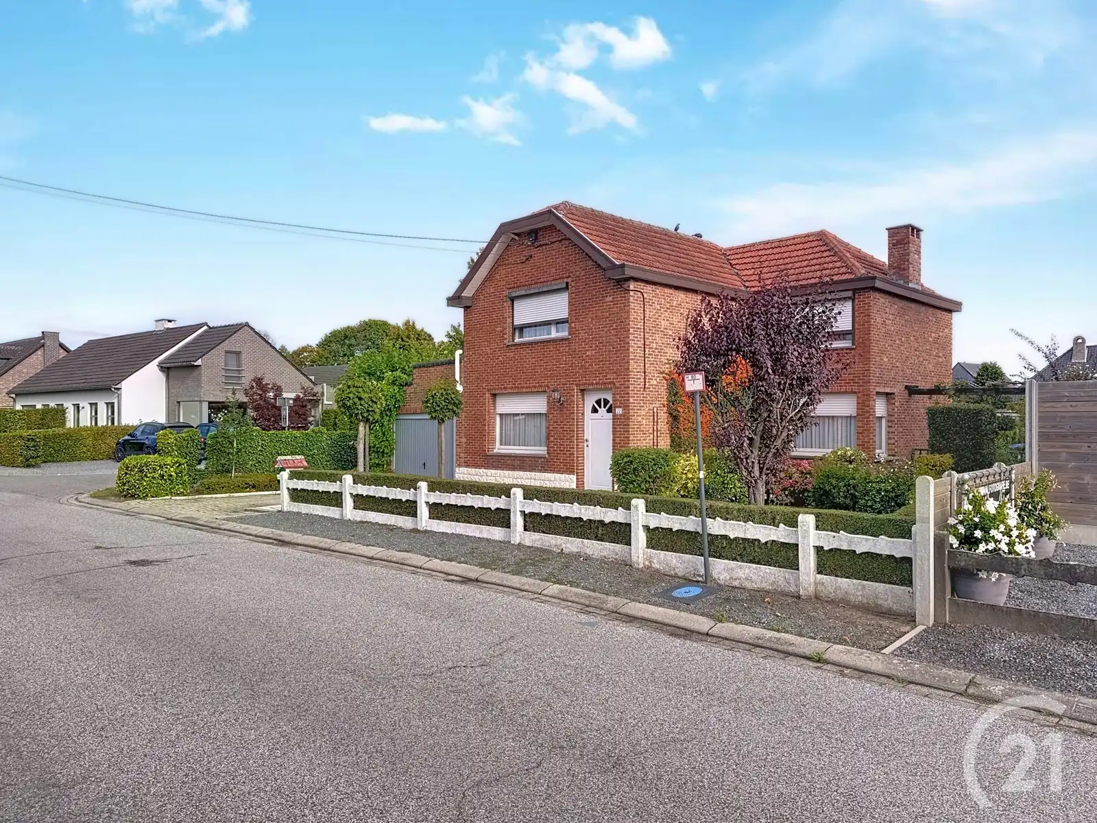 Huis te koop in zeer rustige straat in Houtvenne/Hulshout! foto 2