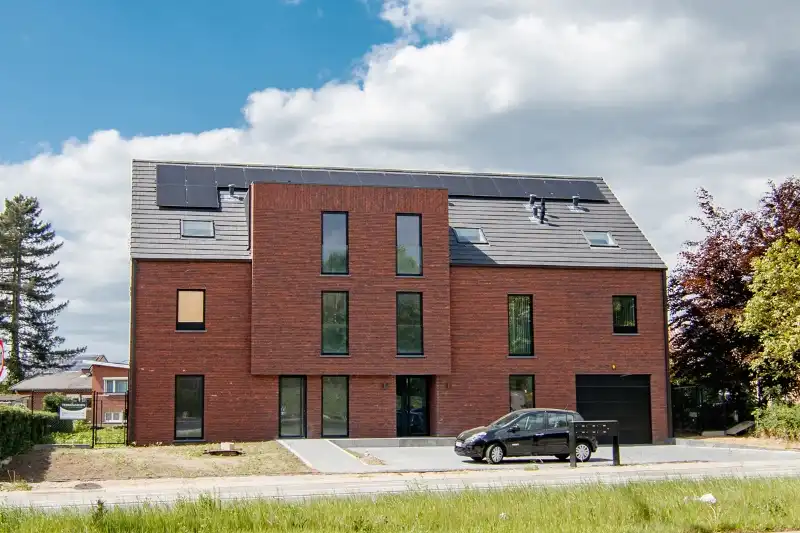 Ruim gelijkvloers nieuwbouwappartement met 2 slaapkamers, terras en een mooie tuin op een goed bereikbare locatie! foto 13