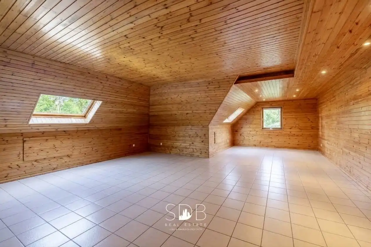 Hedendaagse villa met dubbele garage, zwembad en magazijn op 2.937m² foto 12