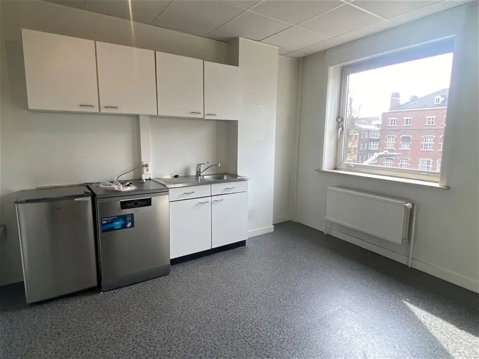 Lichtrijke kantoren in hartje Gent foto 3