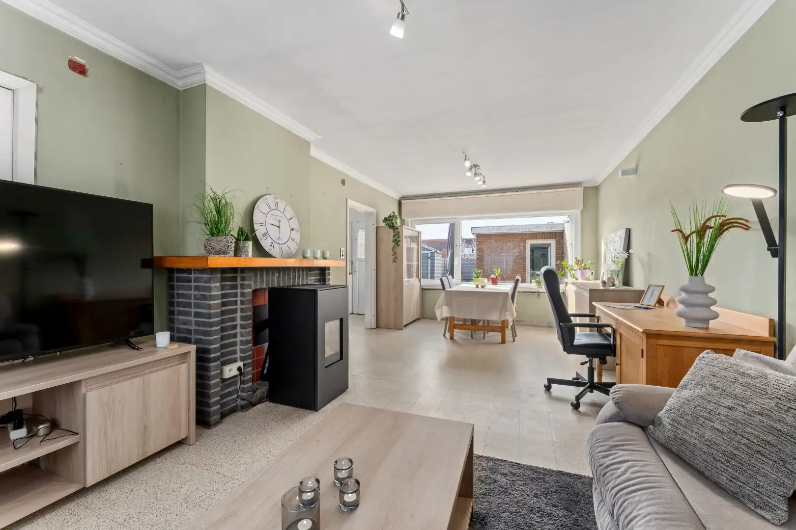 Gezinswoning met zonnige tuin in Beernem foto 2