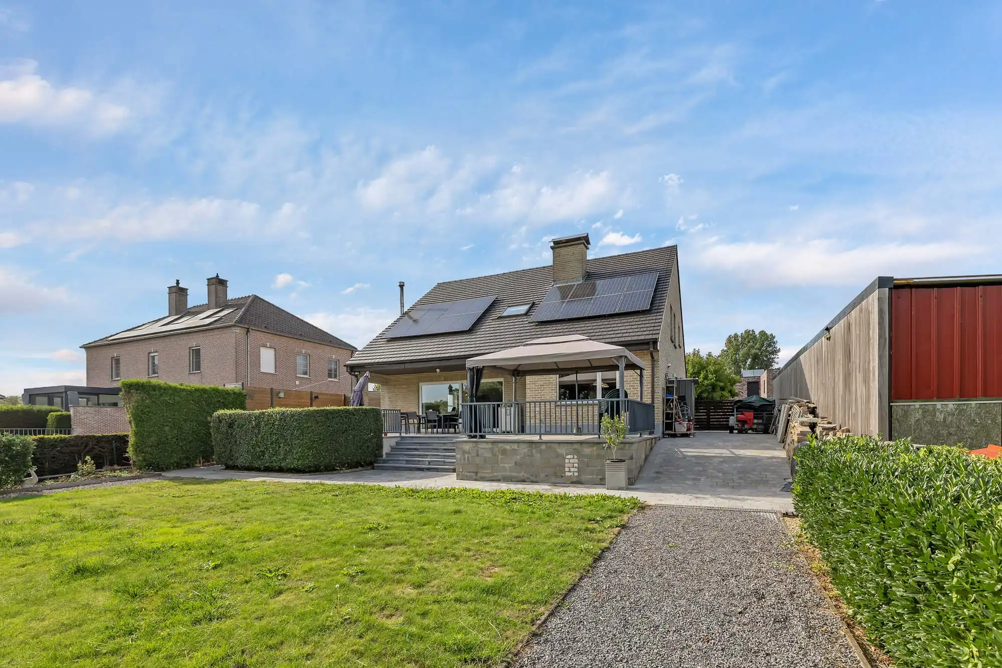 Goed onderhouden villa op groot perceel met 4 slaapkamers foto 19