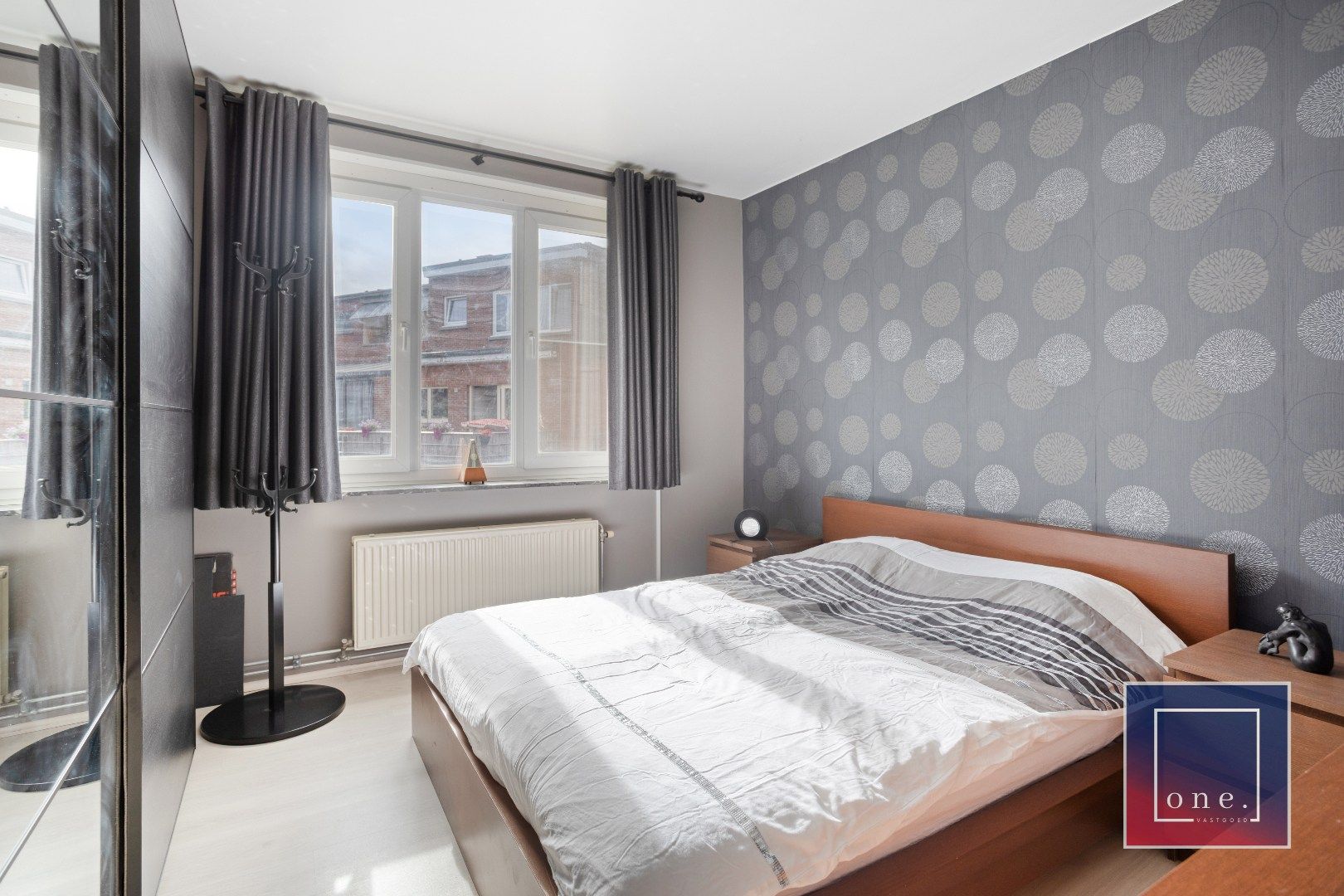 Instapklaar 2 slaapkamer appartement met terras.  foto 9