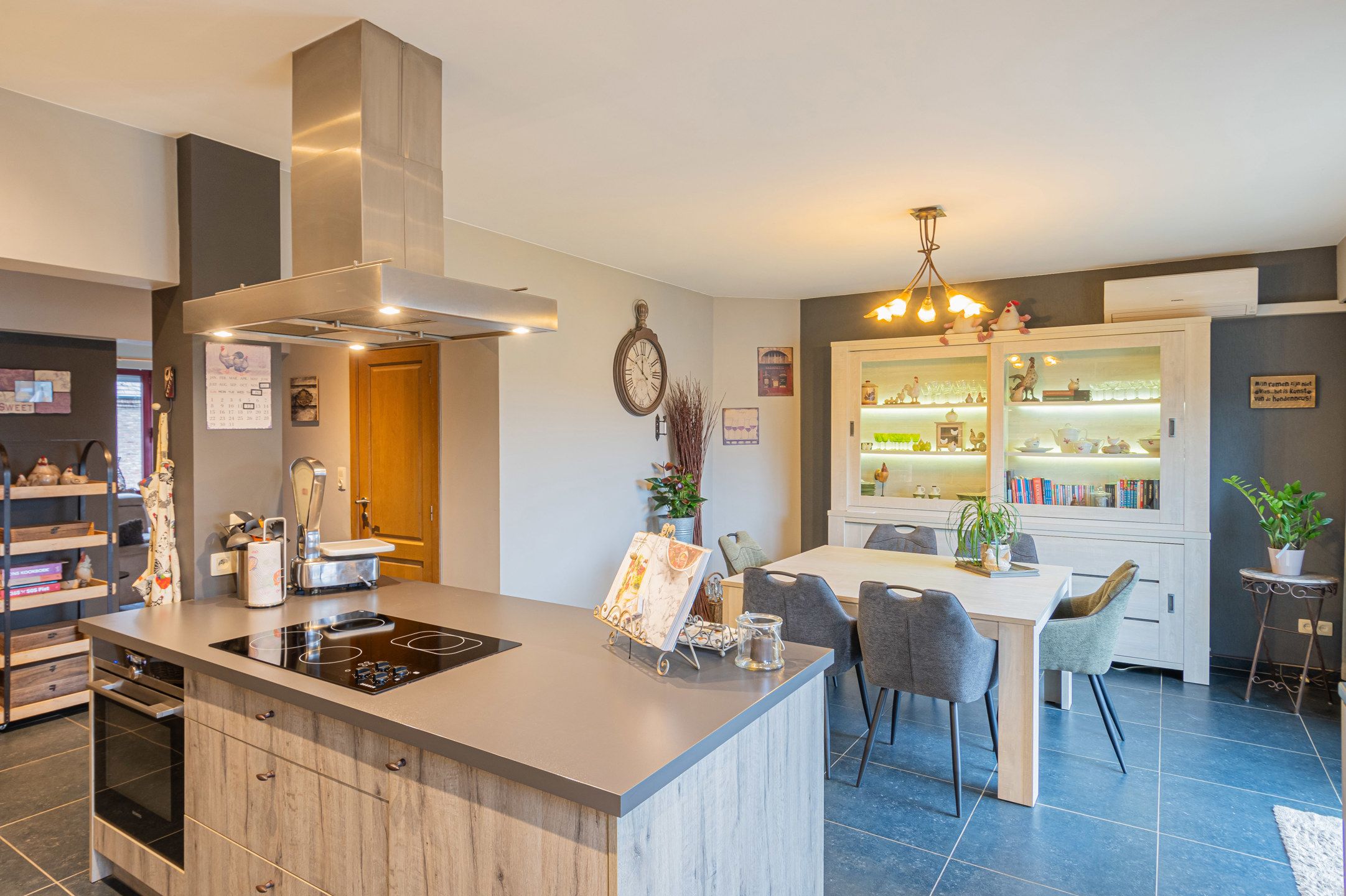 Handelshuis in hartje Willebroek foto 25