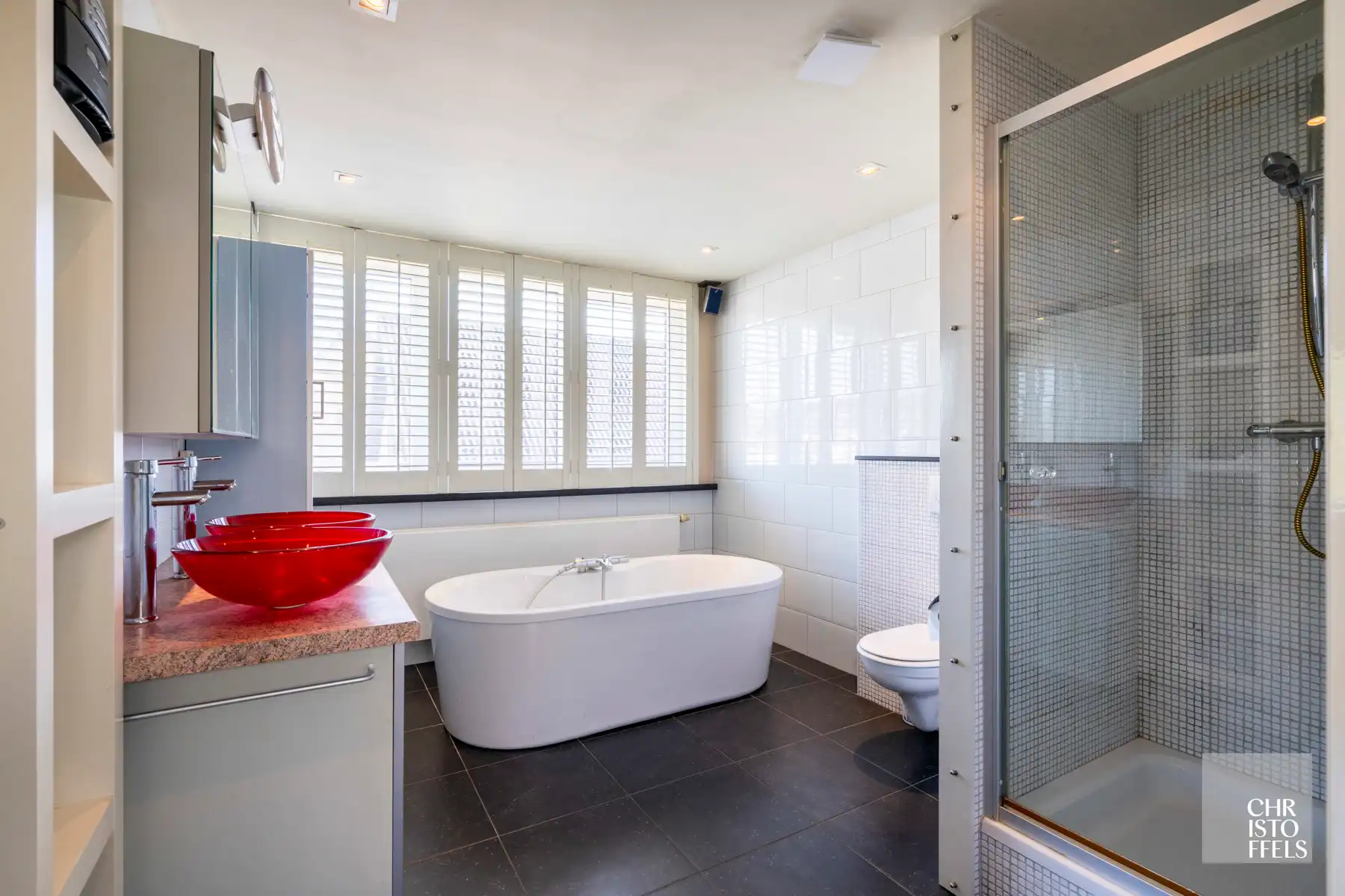 Charmante woning op ruim perceel (970m²) te Lanaken!  foto 17