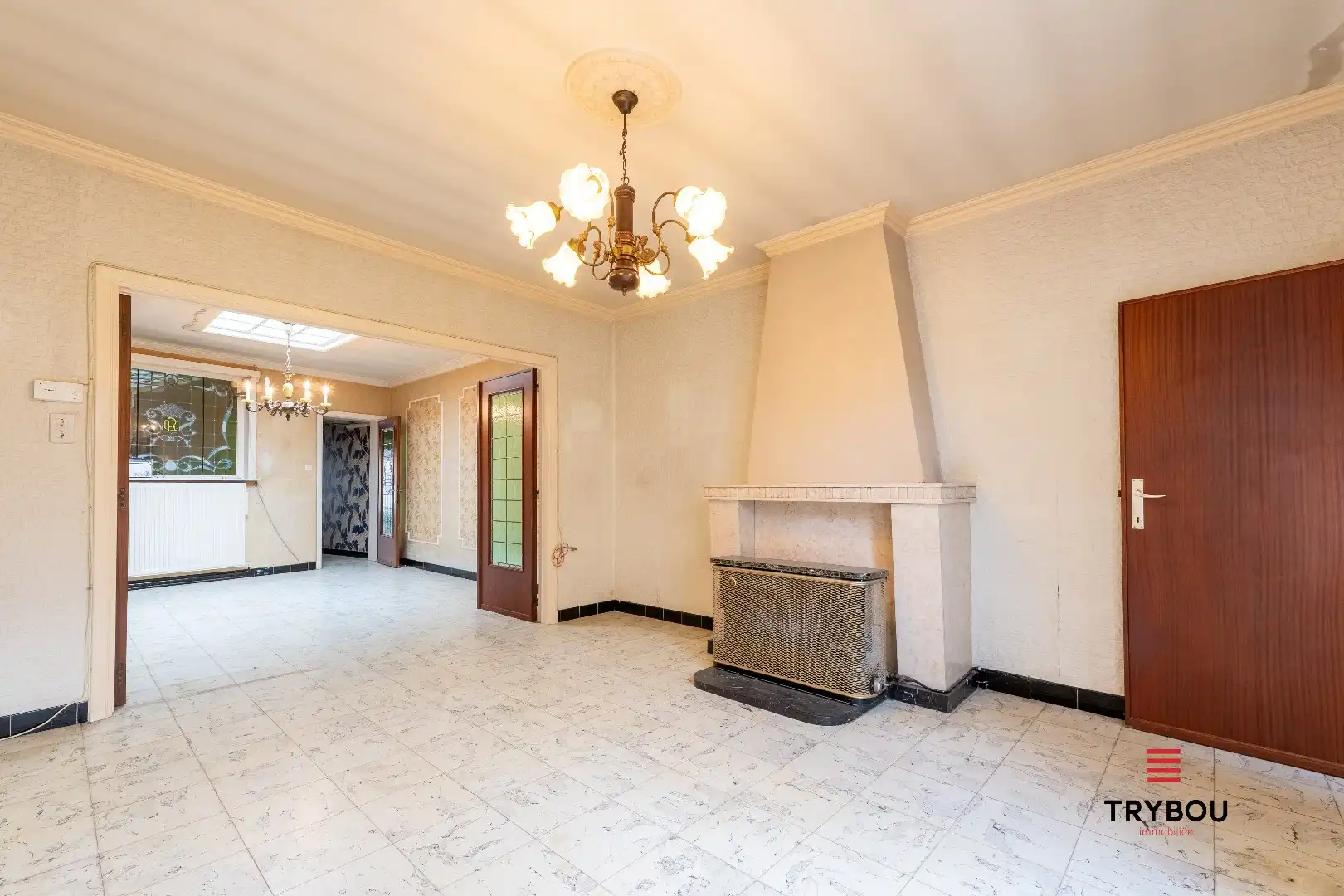 🏠 Te koop in het hart van Diksmuide – Woning met woon-winkelcombinatie en charmant stadstuintje foto 11