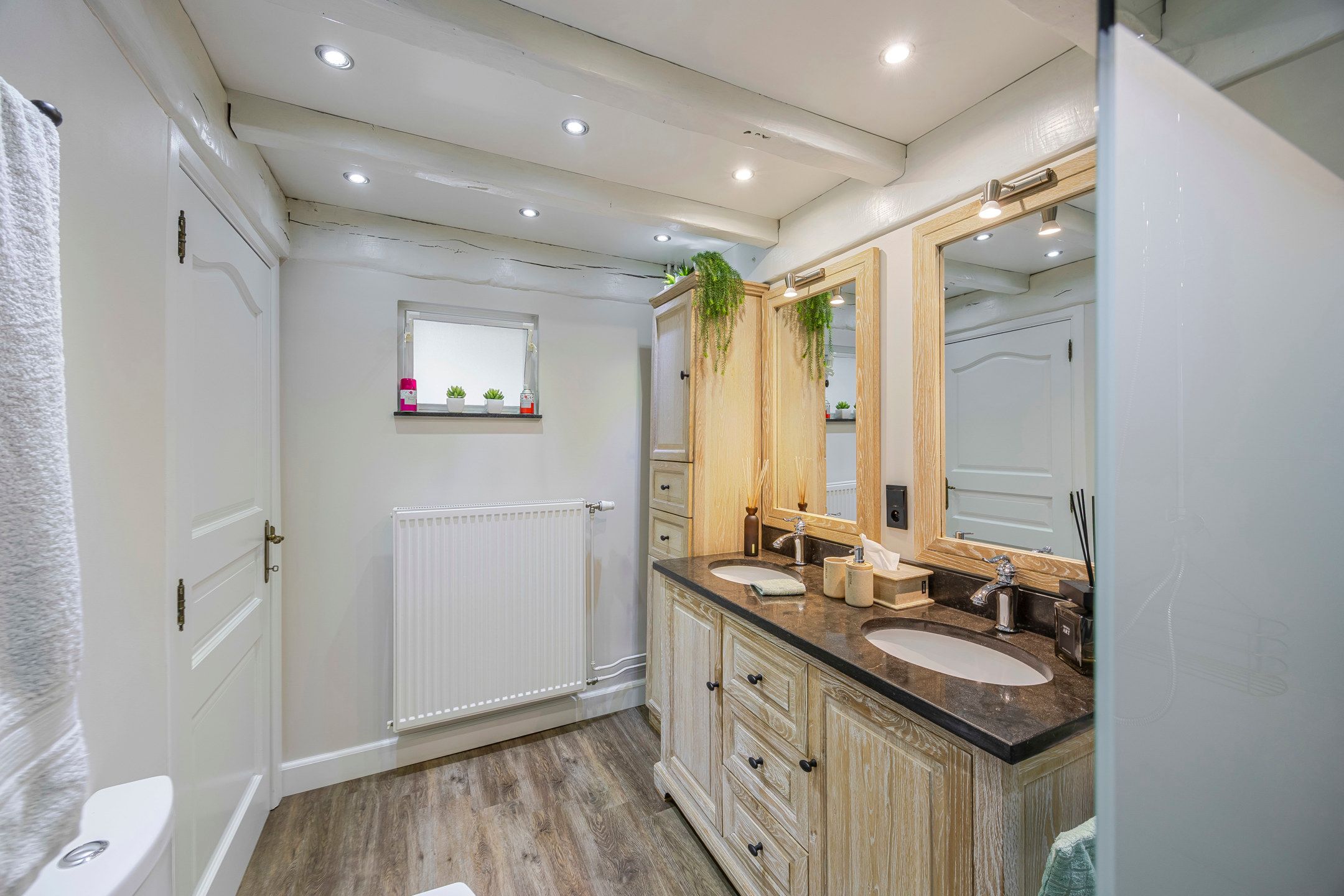 Instapklare rijwoning op uitstekende locatie foto 20