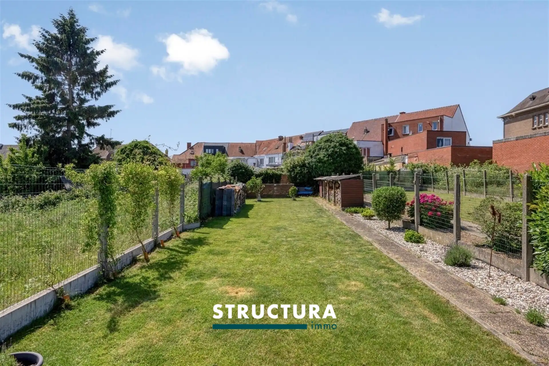 Ruime woning met garage en 3 slpk's foto 24