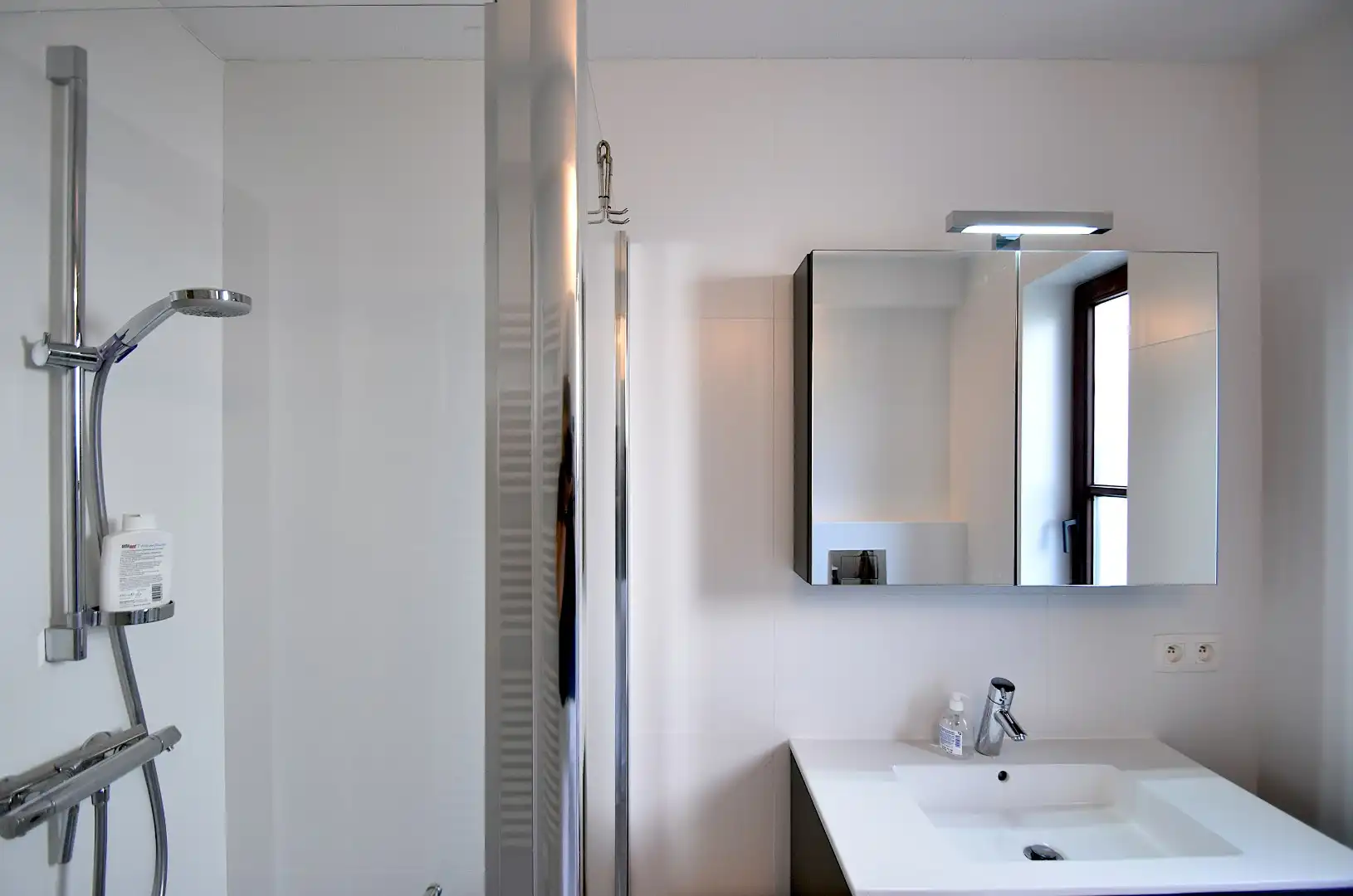 Gelijkvloers appartement met tuin in een rustig laantje van de Concessie, De Haan foto 13