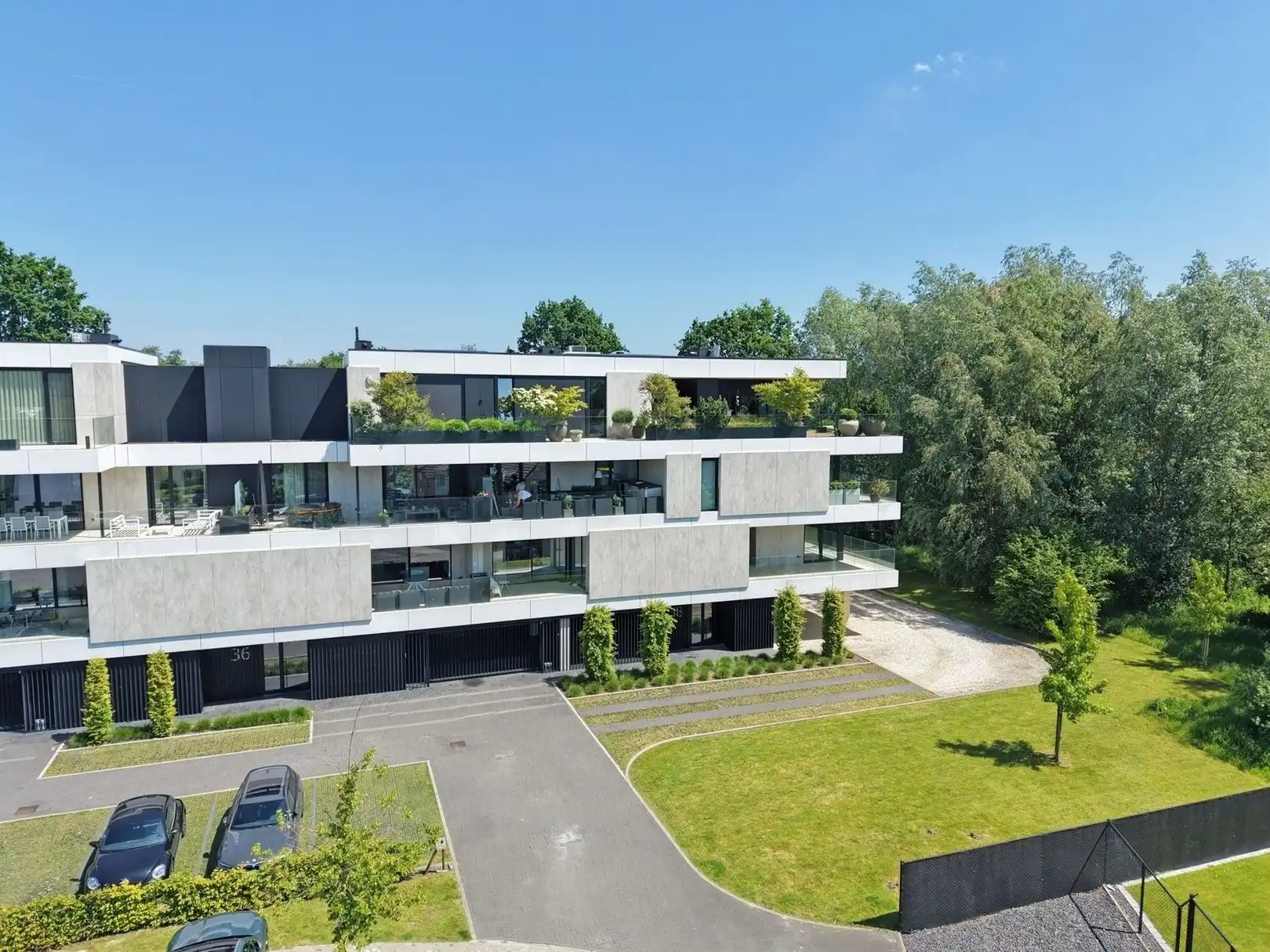 Lichtrijk appartement met uitzonderlijk zicht foto 19