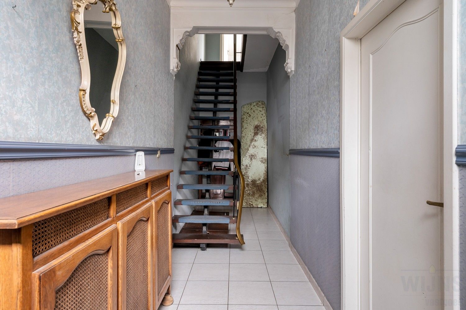 Opbrengsteigendom, twee wooneenheden met elk 2 slaapkamers. foto 5