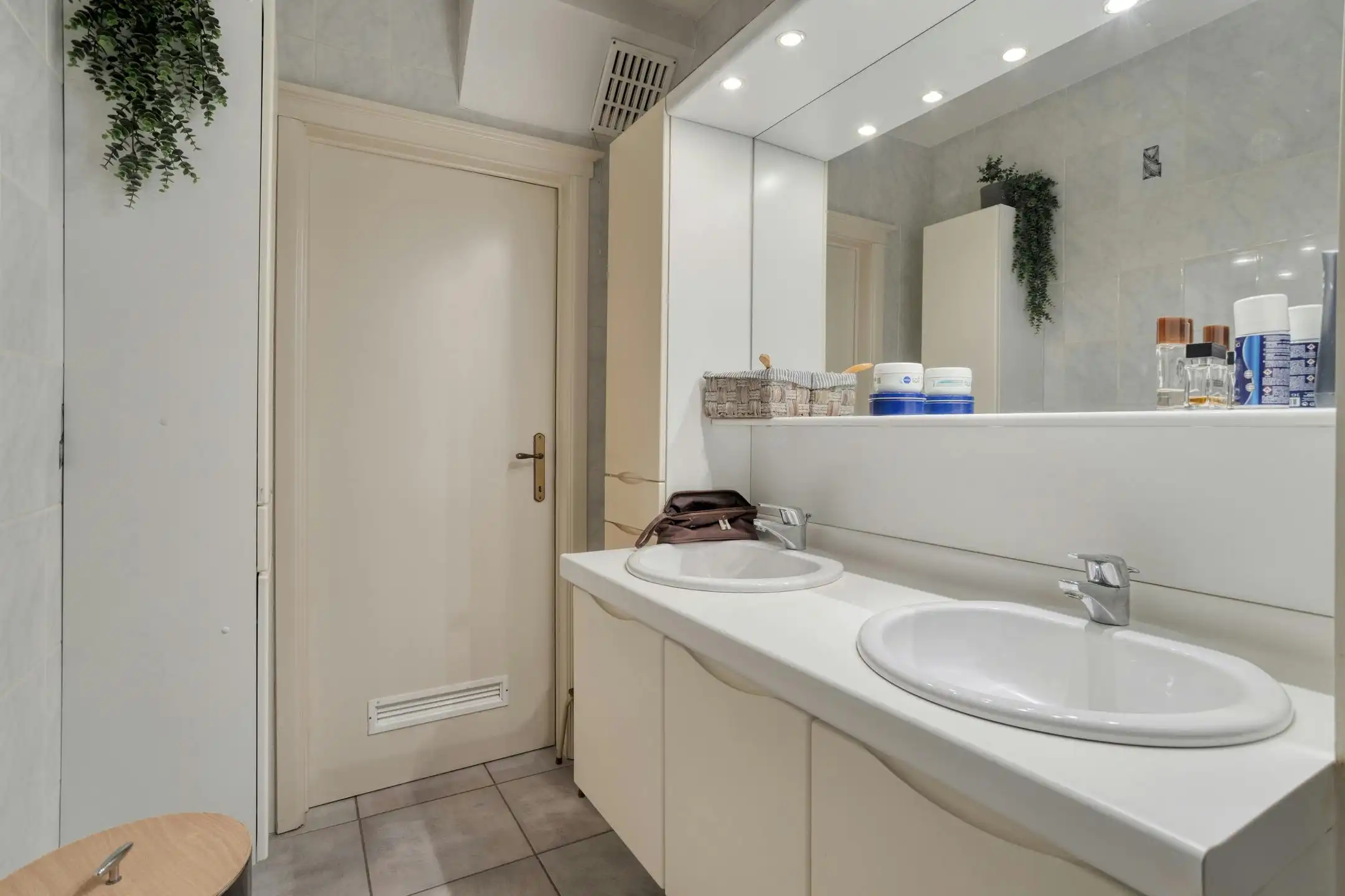 Ruim appartement met 2 slaapkamers te koop in Assebroek  foto 8