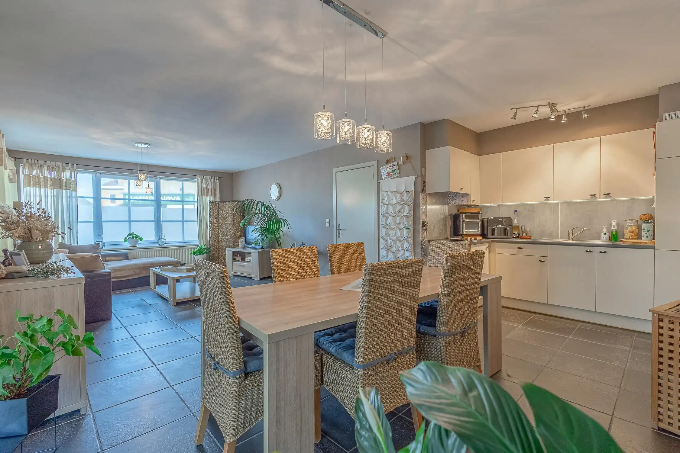 Gelijkvloers appartement met 2 slaapkamers foto 5