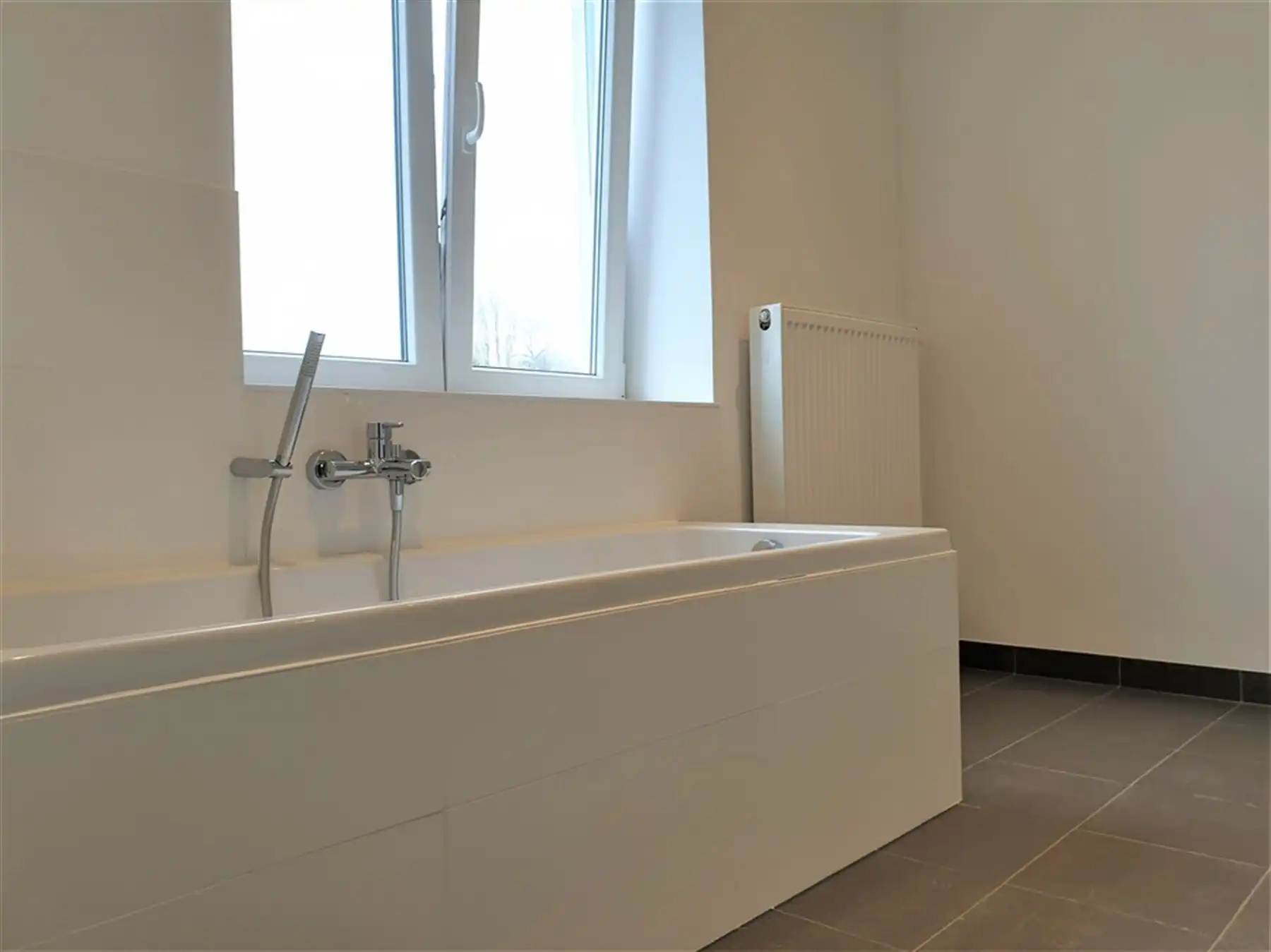 Instapklare woning met 3 ruime slaapkamers foto 8