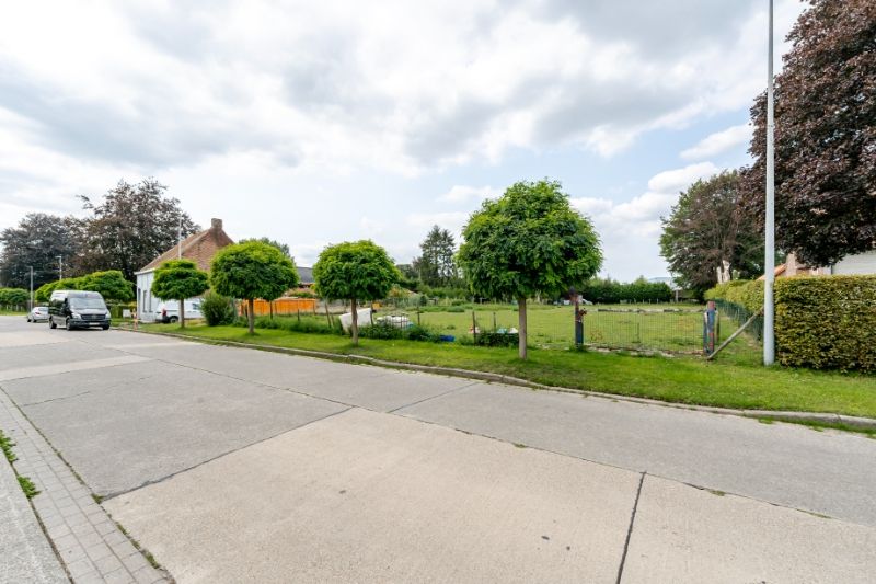 Eigendom 2069m² grondopp - 26m straatbreedte !!! foto 8
