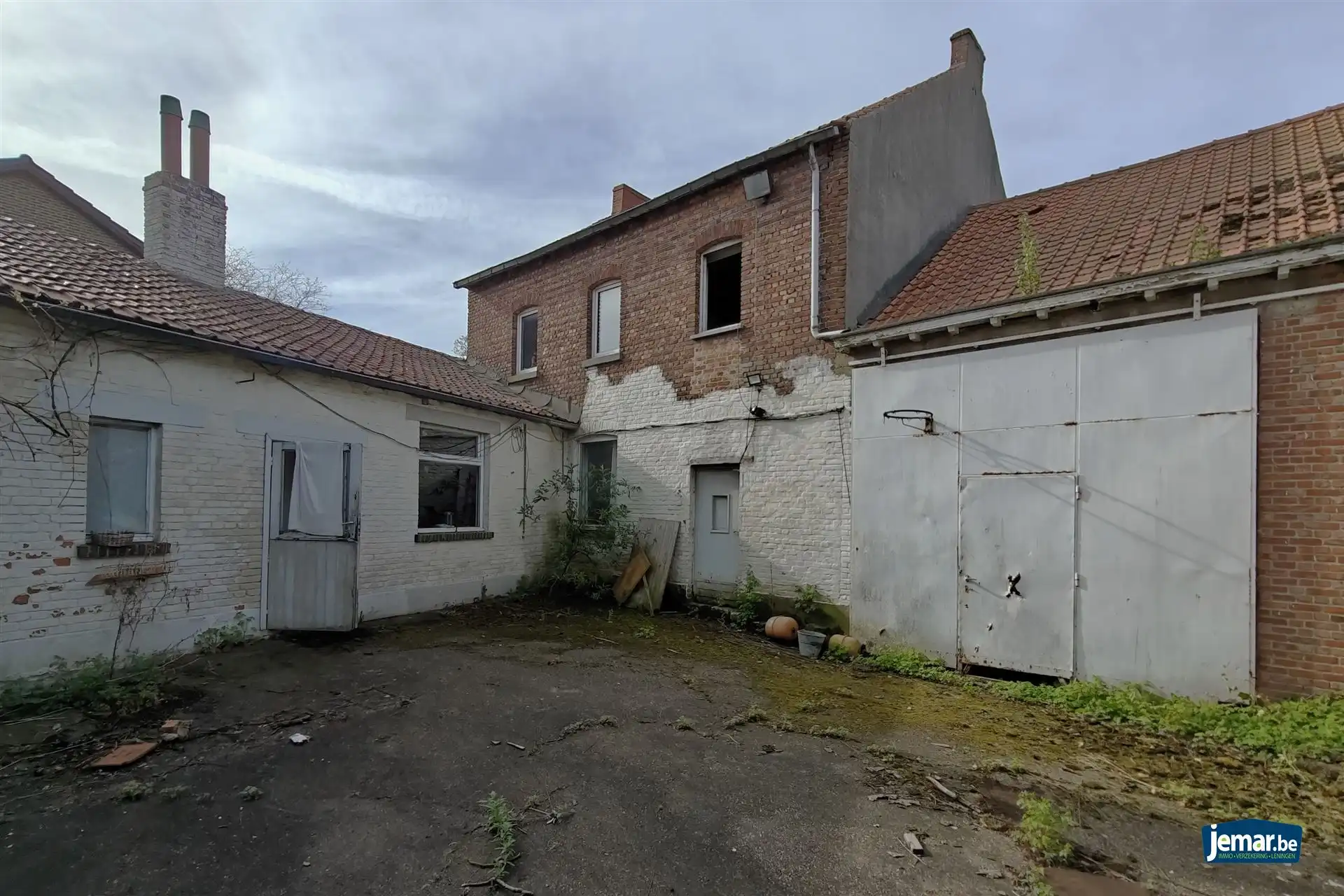 Handelspand met woonst op zeer gunstige locatie te Diepenbeek foto 2