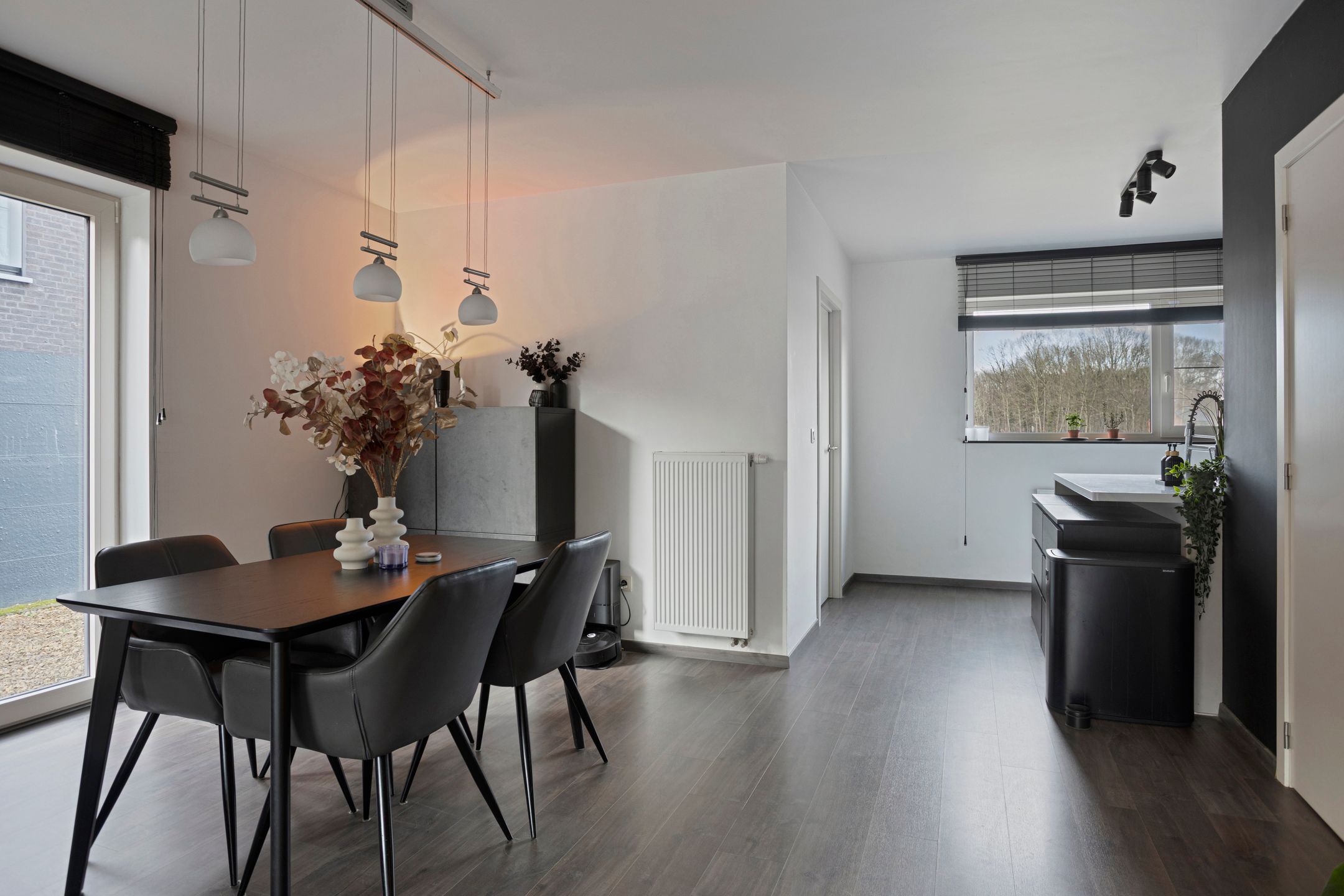 Landelijk gelegen, moderne woning op ruim perceel foto 7