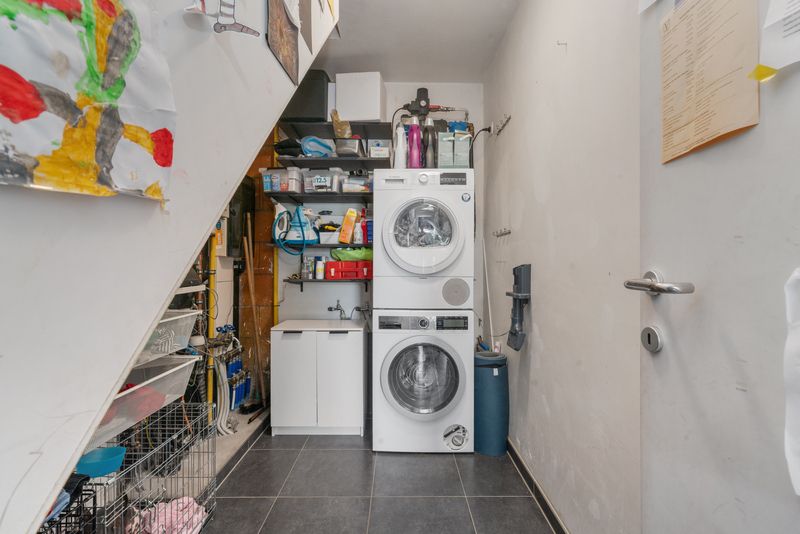 Half open bebouwing met 5 slaapkamers! Topligging! foto 13
